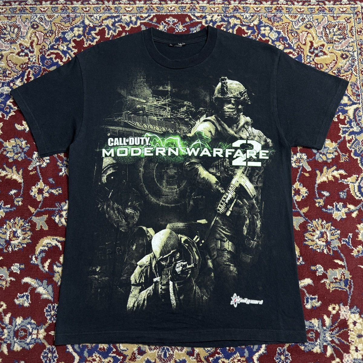Vintage 2000s Call Duty Modern Warfare 2 Mw Video Game Promo T-Shirts, Hoodie, Sweatshirt