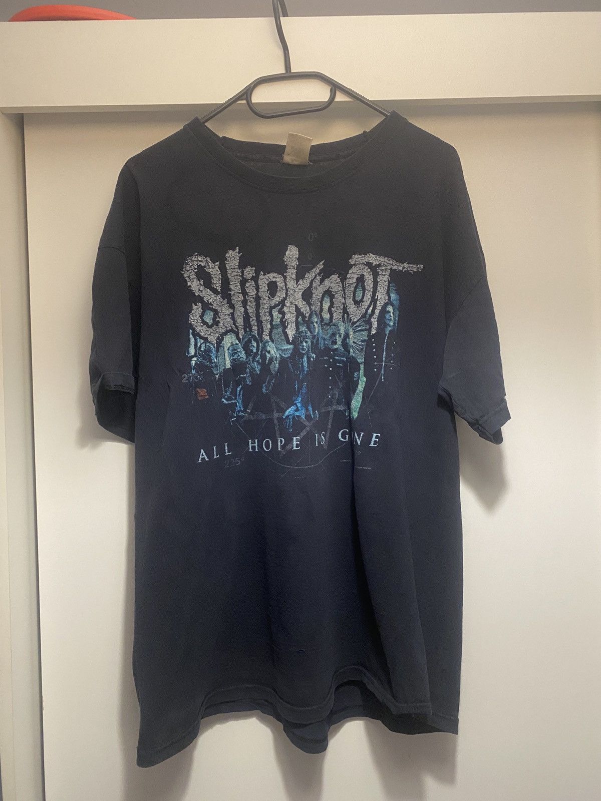 Slipknot Band Vintage Thrashed Tee 00s Hoodie, Sweatshirt | PodTeesHub.com