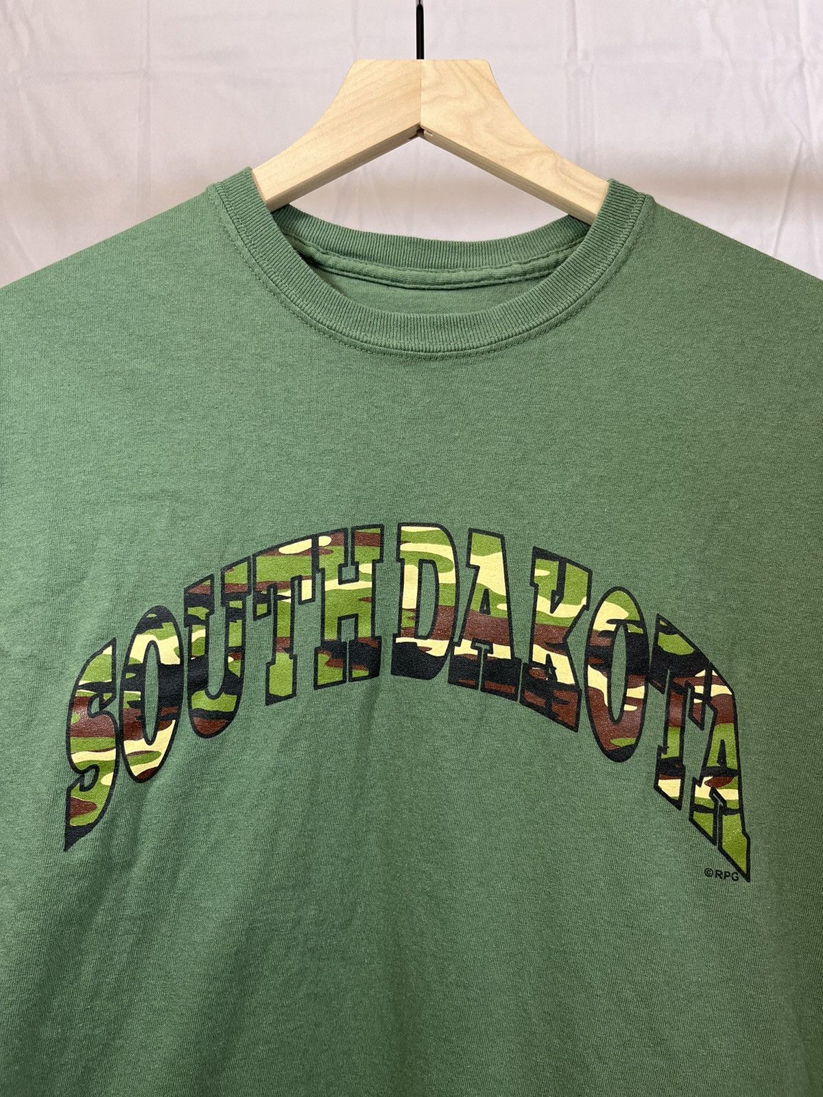 Vintage South Dakota Green Camo Y2k 2000s T-Shirts, Hoodie, Sweatshirt