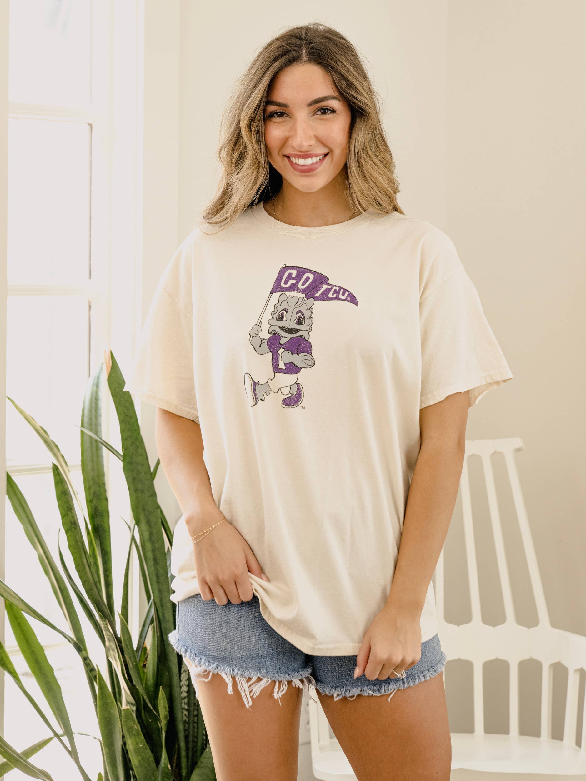 Tcu Horned Frogs Mascot Flag Off White Thrifted Tee Hoodie, Sweatshirt | PodTeesHub.com