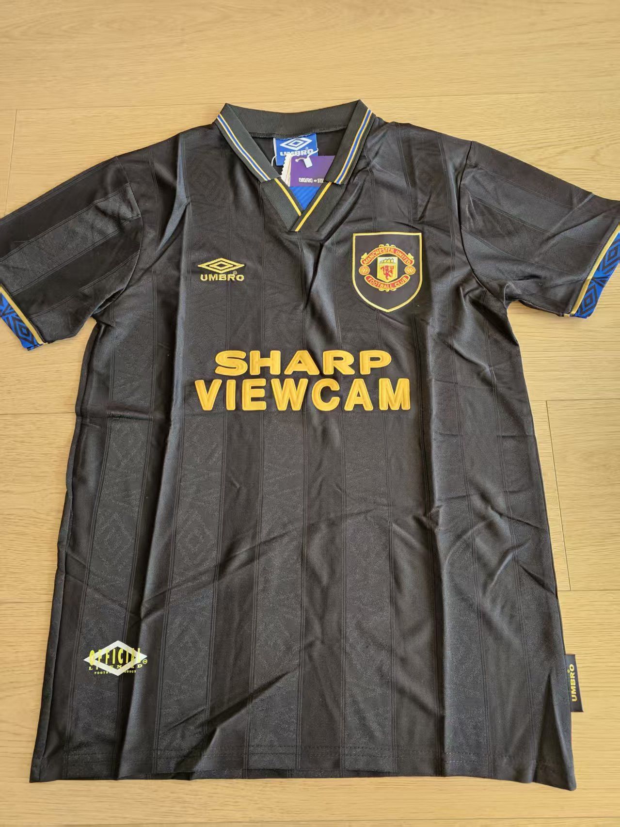 Umbro 1993 1994 Mufc Jersey Away T-Shirts, Hoodie, Sweatshirt | PodTeesHub.com