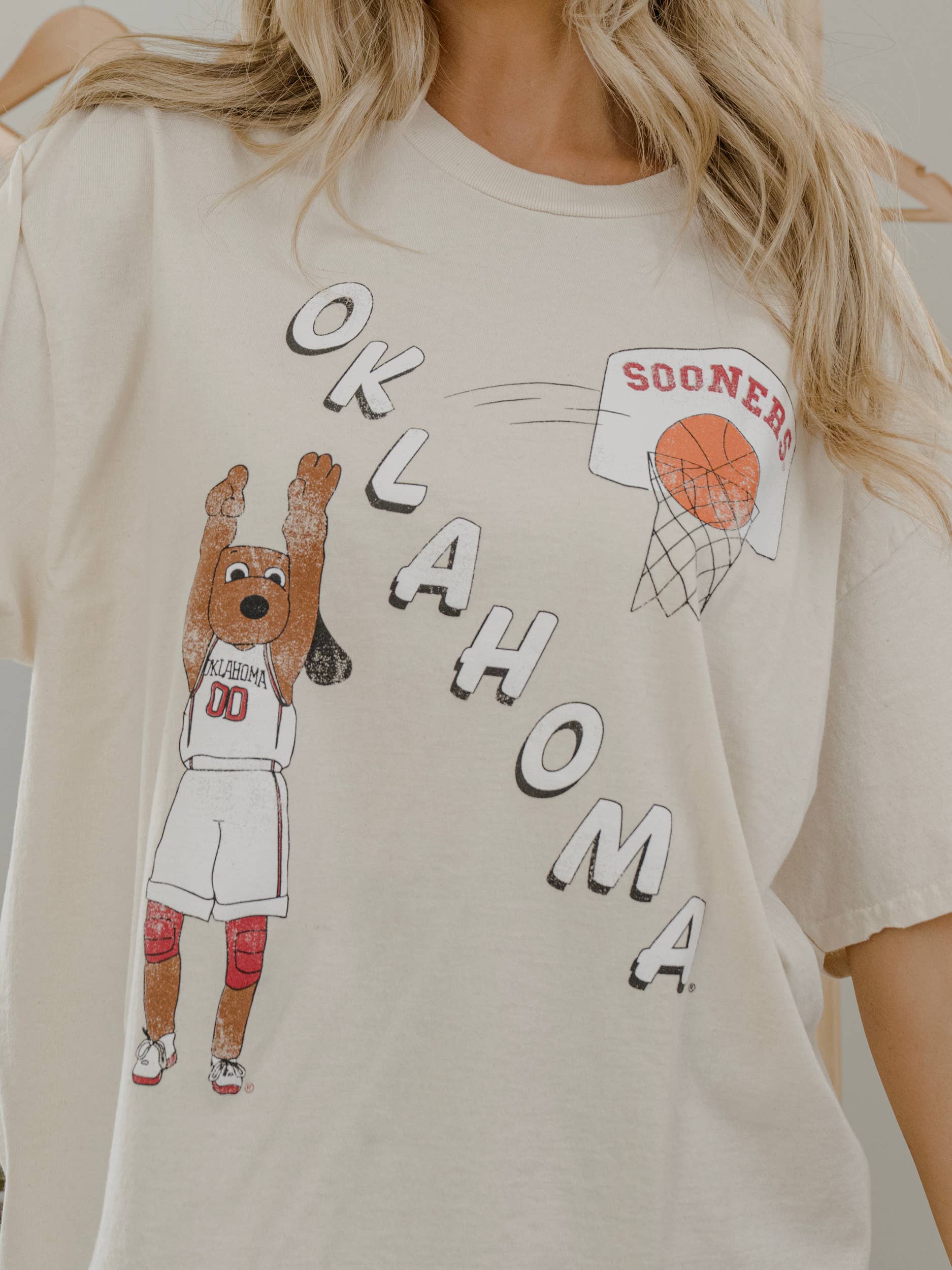 Ou Sooners Retro Basketball Off White Thrifted Tee Hoodie, Sweatshirt | PodTeesHub.com