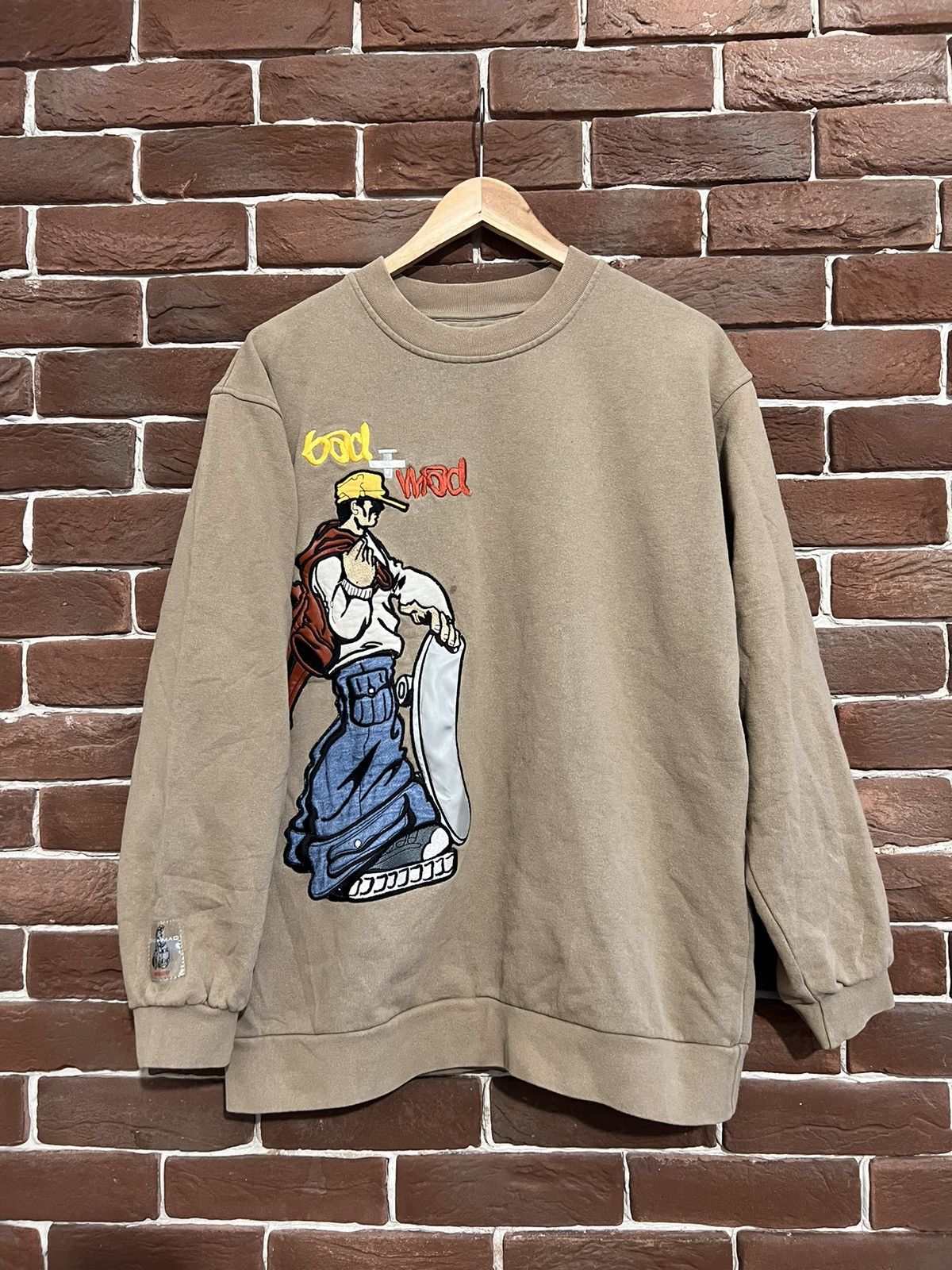 Vintage Bad Mad Skateboard Vintage Skate Y2k Hype Streetwea T-Shirts, Hoodie, Sweatshirt