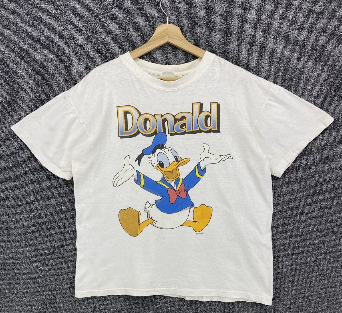 Vintage Donald Duck Big Printed Tees T Shirts Hoodie, Sweatshirt | PodTeesHub.com