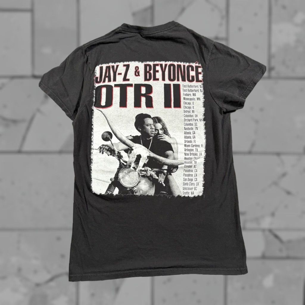 Vintage Jay Z Beyonce Shirt Adult Small Otr Ii 2018 Concert Tour Black J B On The Run Hoodie, Sweatshirt | PodTeesHub.com