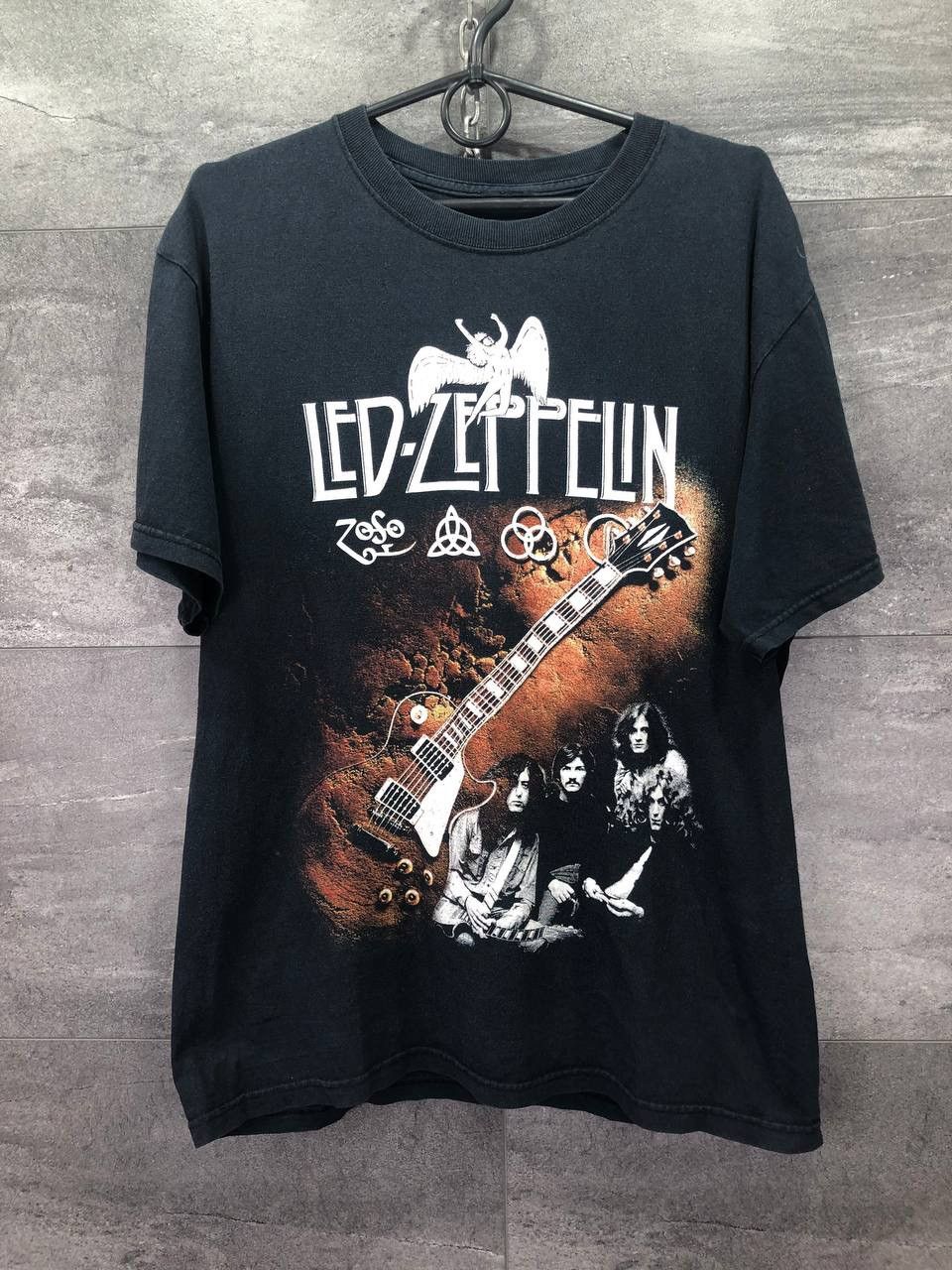 Zeppelin Vintage Led Zeppelin Rock Band Tee T Shirt Rare Size M Hoodie, Sweatshirt | PodTeesHub.com