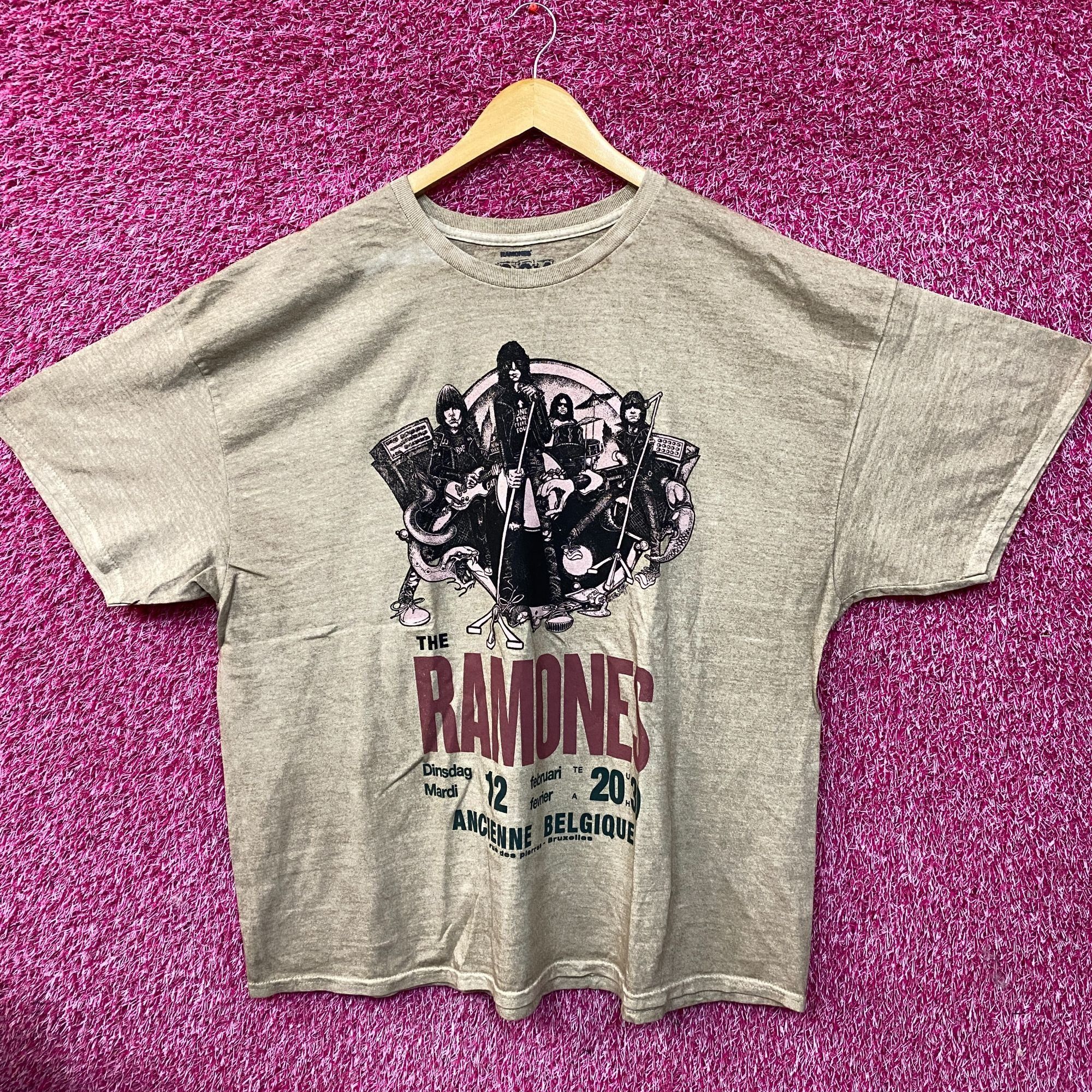 Other Ramones Belgique Concert Art Graphic T Shirt 2xl Hoodie, Sweatshirt | PodTeesHub.com