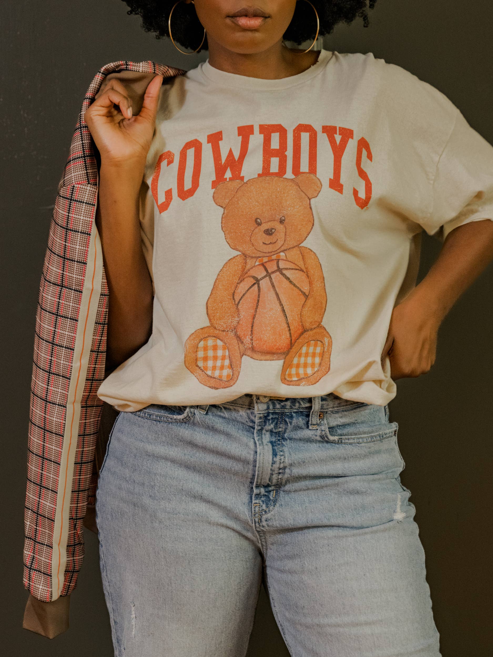 Osu Cowboys Basketball Bear Off White Thrifted Tee Hoodie, Sweatshirt | PodTeesHub.com