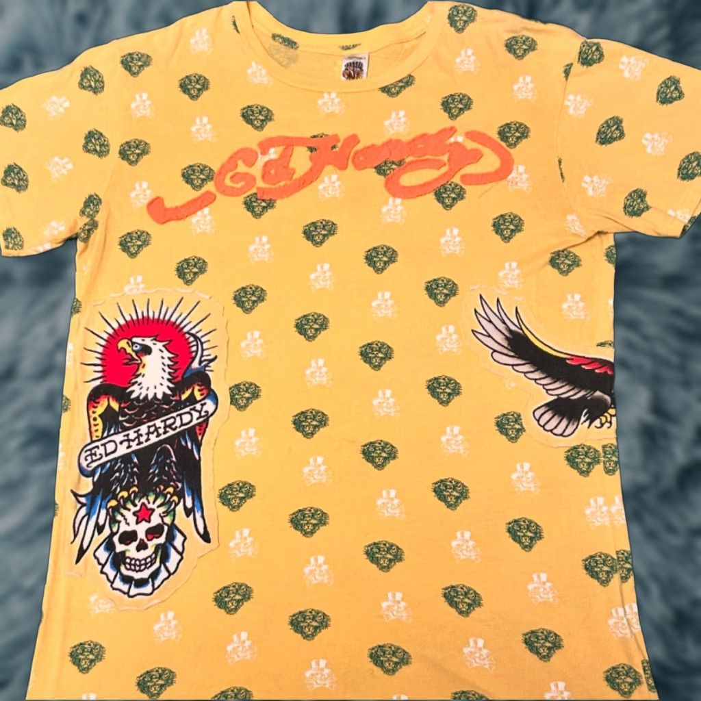 Hardy Vintage Ed Hardy All Over Print Death Before Dishonor Vtg Shirt Mens L Yellow Short Sleeve Hoodie, Sweatshirt