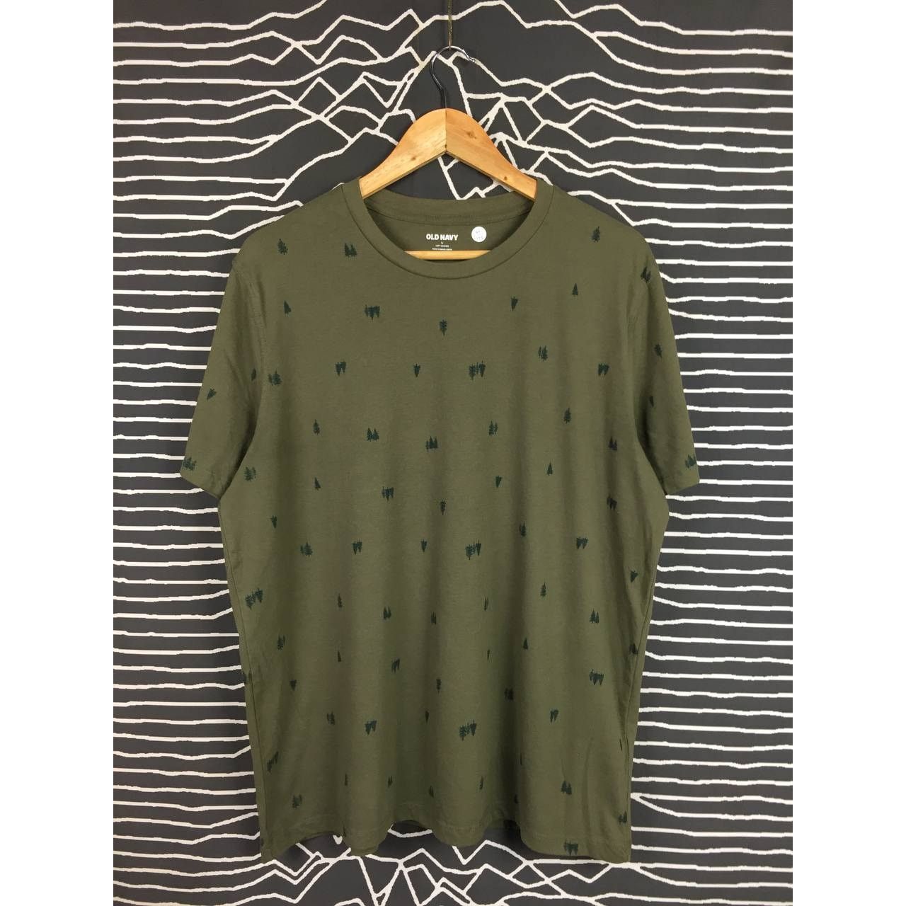 Vintage Old Navy Fir Tree All Over Print Soft Washed Tee Size L Hoodie, Sweatshirt | PodTeesHub.com