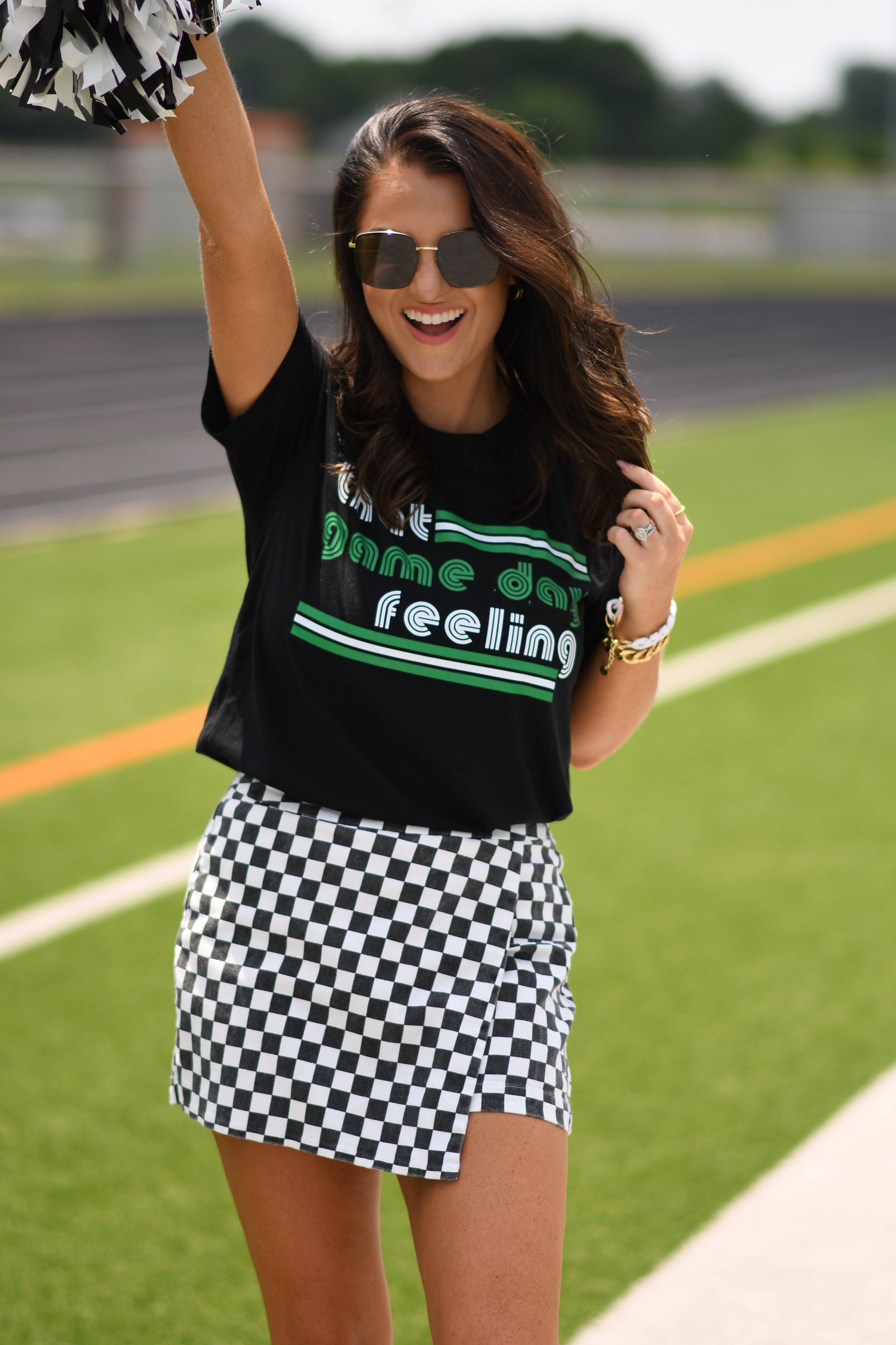 Green That Game Day Feeling Tee Hoodie, Sweatshirt | PodTeesHub.com