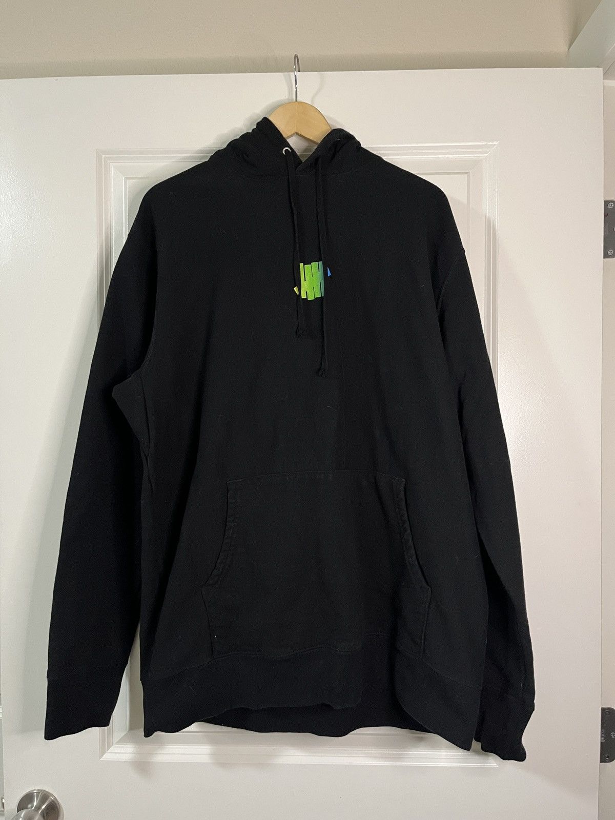 Black Undefeated Size 2xl T-Shirts, Hoodie, Sweatshirt
