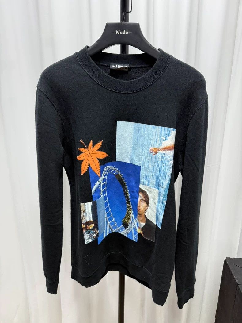 Simons Raf Simons Graphic Sweatshirt In Black T-Shirts, Hoodie | PodTeesHub.com