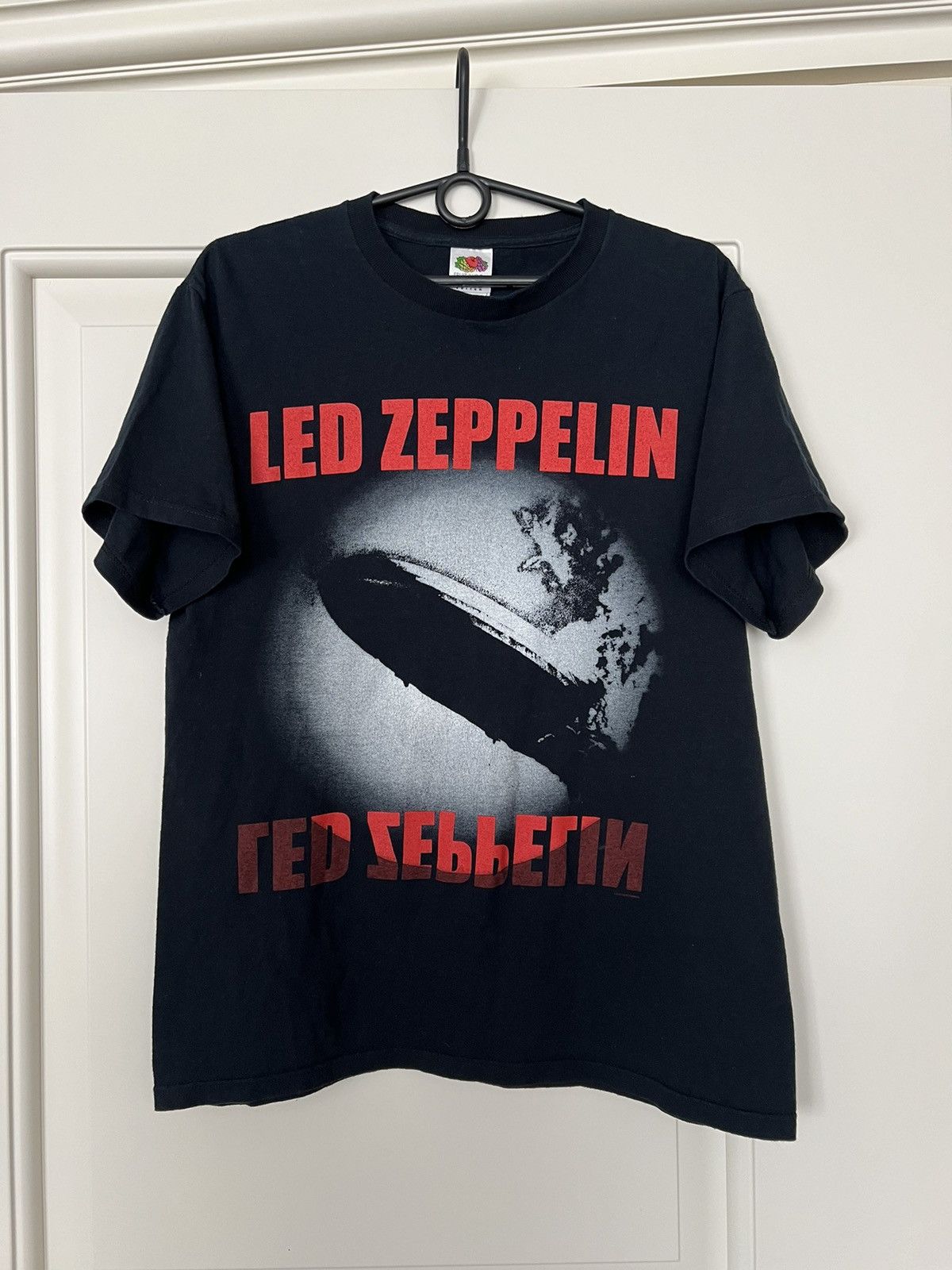 Zeppelin Vintage Led Zeppelin Band Tee Hoodie, Sweatshirt | PodTeesHub.com