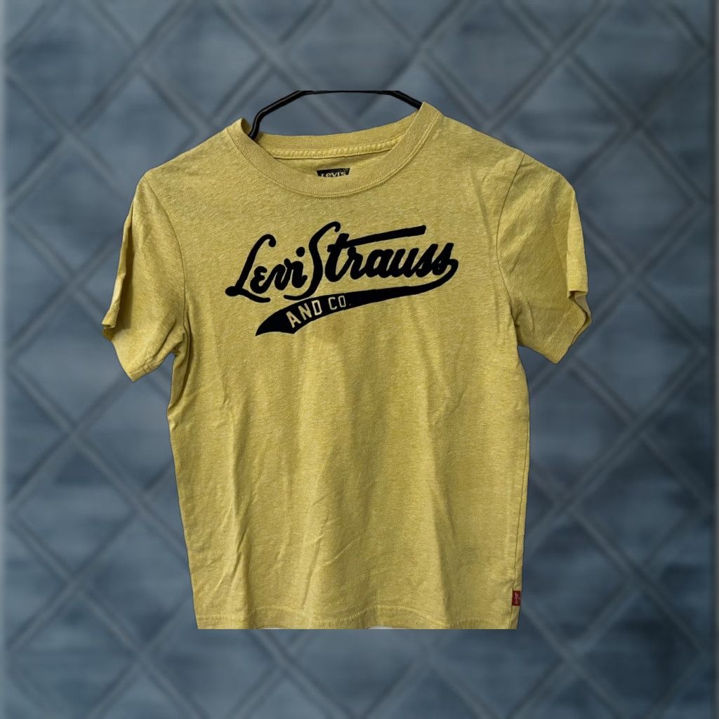 S Levi S Youth Boys Graphic T Shirt Medium Yellow Short Sleeve Logo Sports Tee 10 12 Hoodie, Sweatshirt | PodTeesHub.com