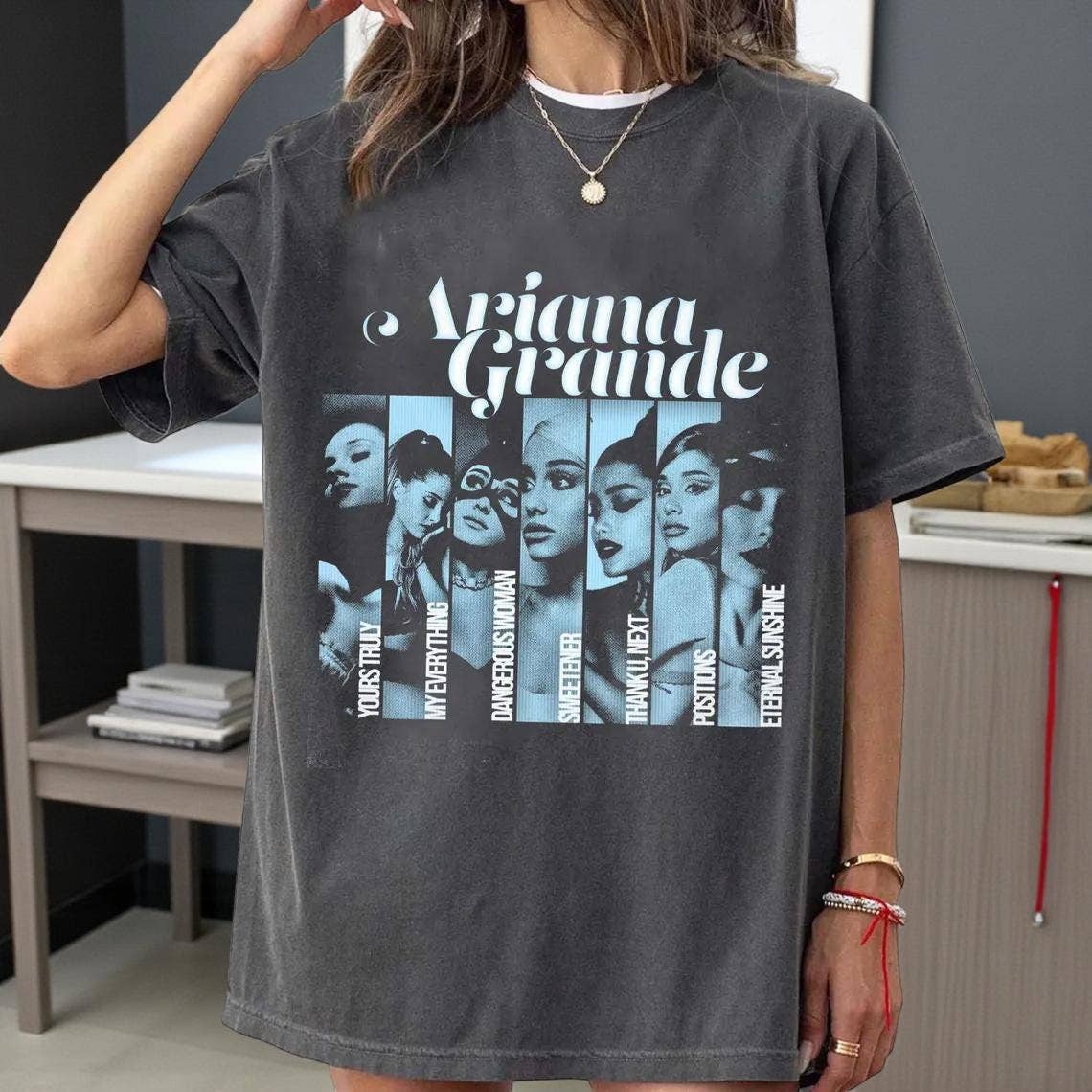 Ariana Grande Vintage Pop Music Tee 90S Streetwear Hoodie, Sweatshirt | PodTeesHub.com