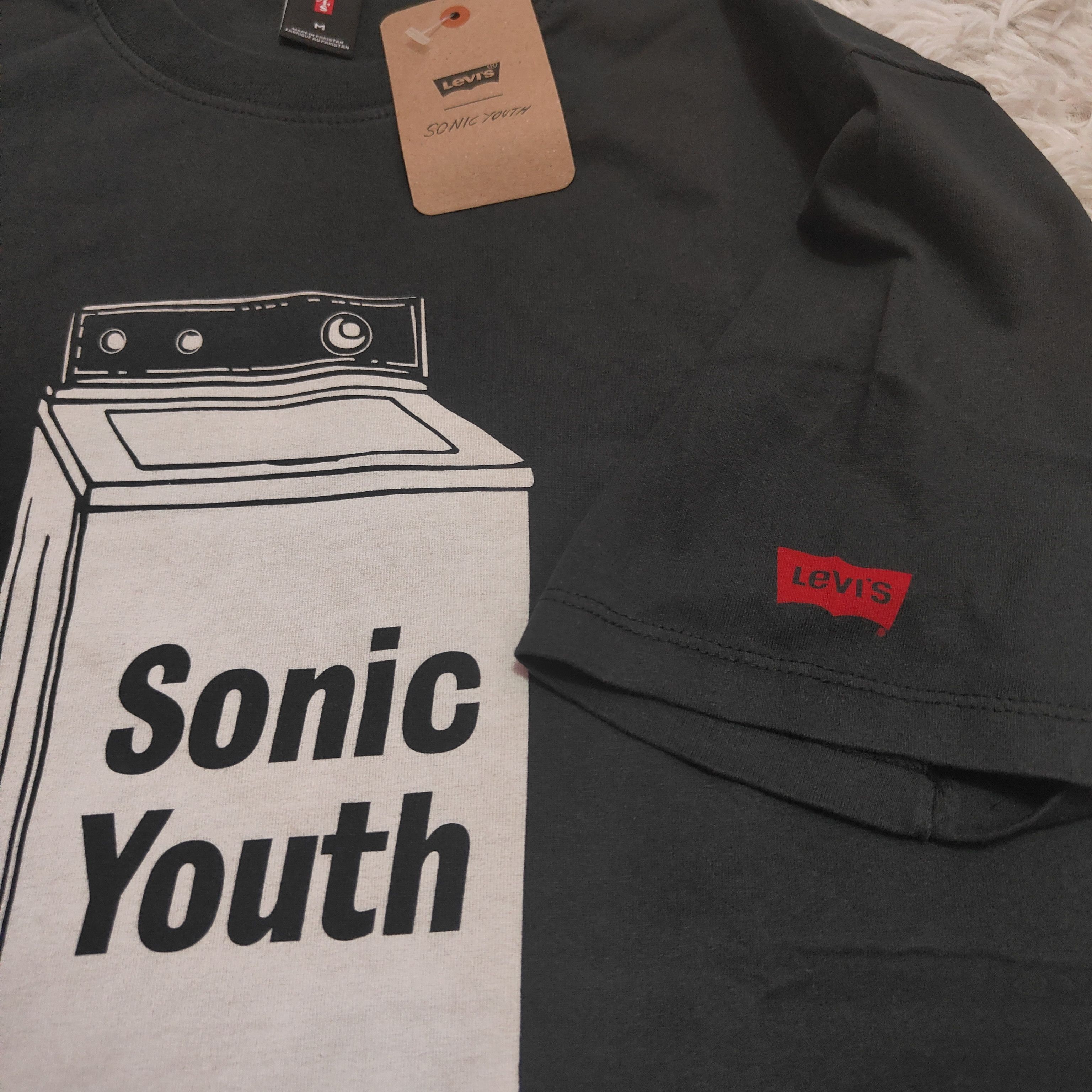 Levis T-Shirts, Hoodie, Sweatshirt | PodTeesHub.com