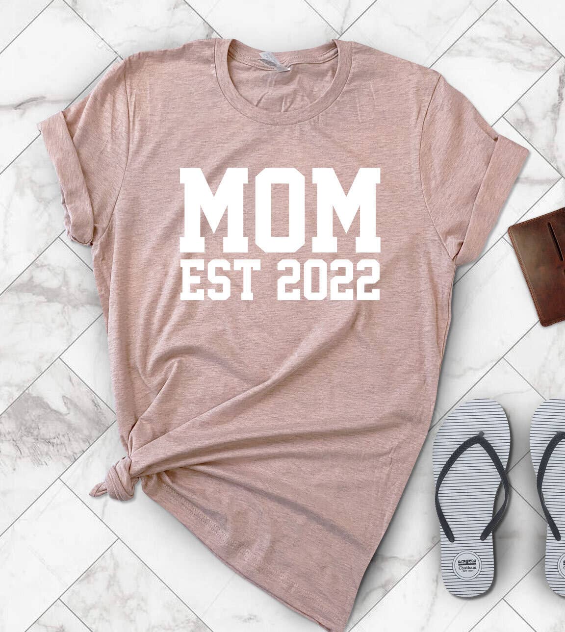 Mom Est 2022 - Mom 2022 Fun Pregnancy Announcement T-Shirt Hoodie, Sweatshirt | PodTeesHub.com