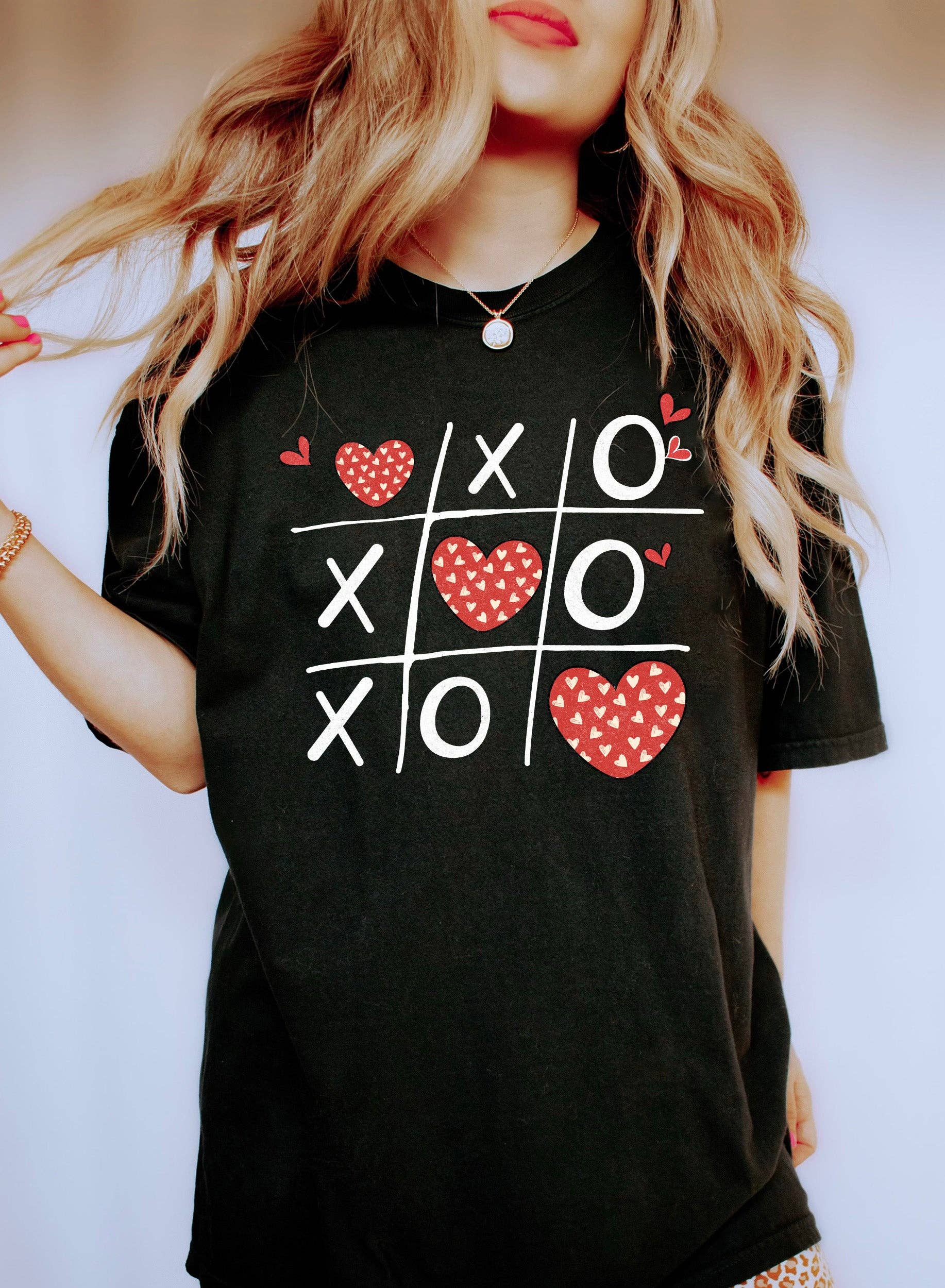 Xoxo with Vintage Hearts Wh T-Shirt Hoodie, Sweatshirt | PodTeesHub.com