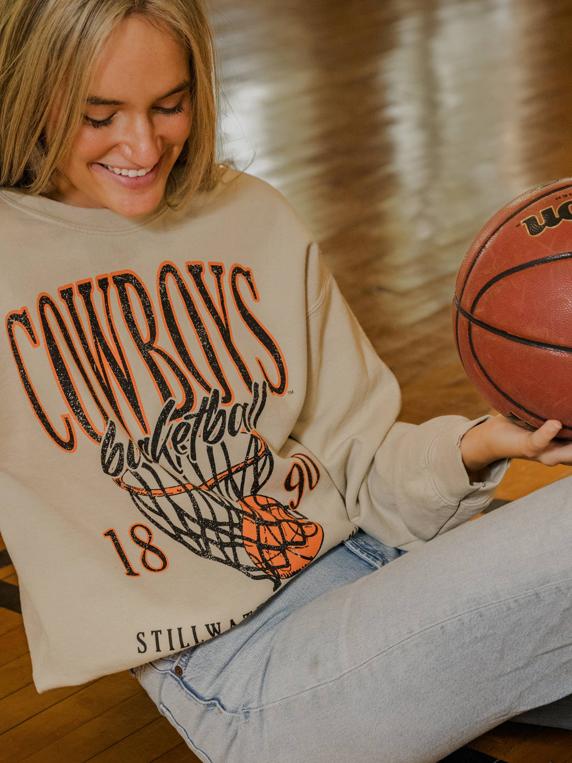 Osu Cowboys Big Basketball Sand Thrifted Sweatshirt T-Shirts, Hoodie | PodTeesHub.com