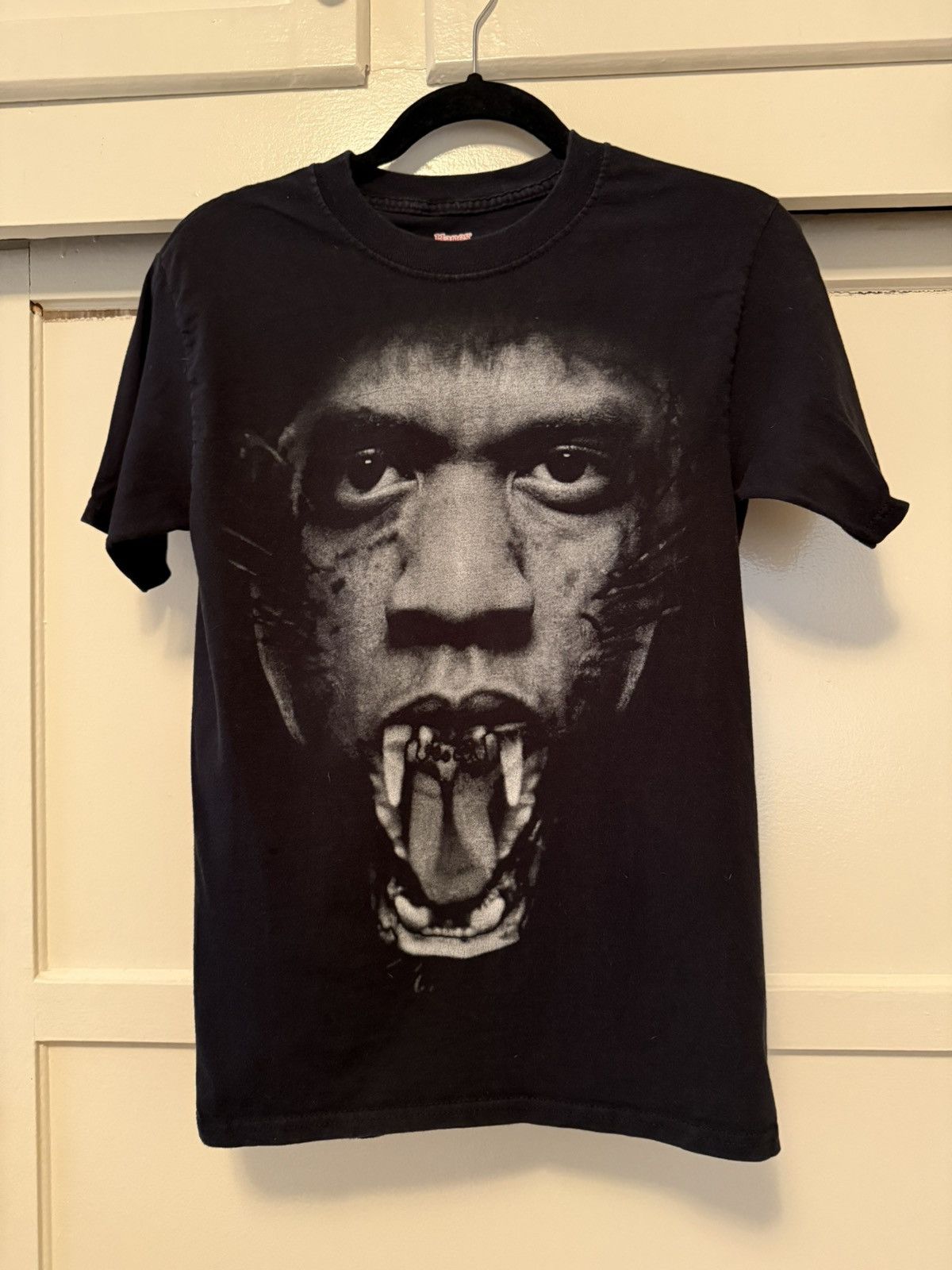 Kanye West X Rap Tees Watch The Throne Jay Z Kanye Tour Shirt S Lion 2011 Hoodie, Sweatshirt | PodTeesHub.com