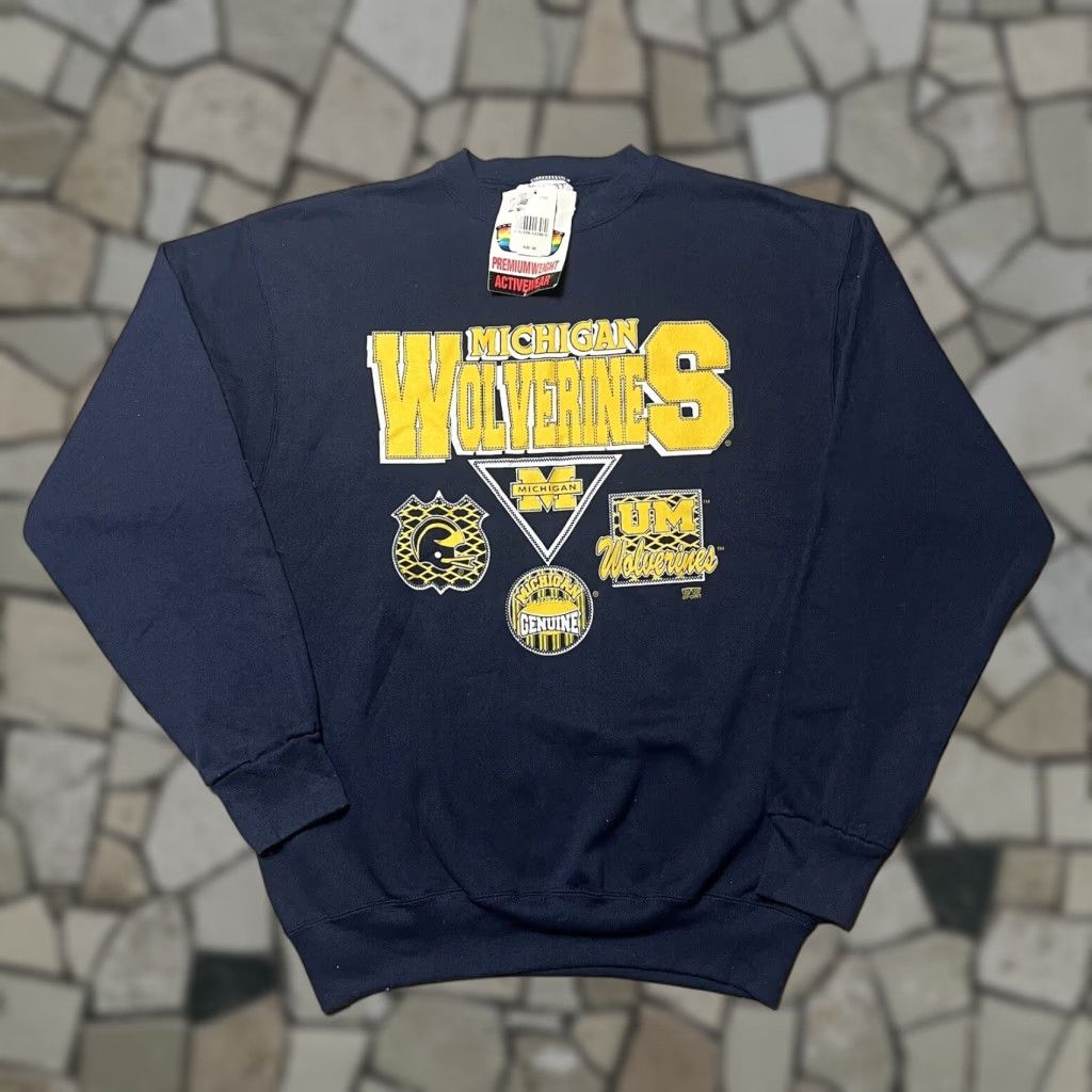 Vintage 90s Michigan Wolverines 20 20 Sport Pullover Sweatshirt Crew Neck Blue Adult Large N T-Shirts, Hoodie