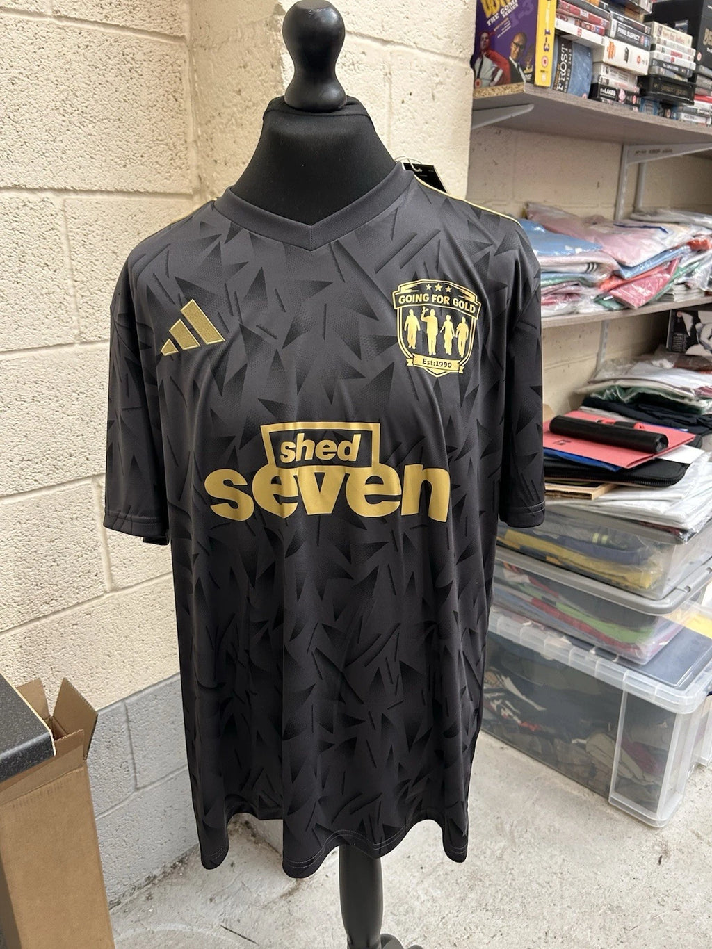 Shed seven Going For Gold Football Shirt  custom Size XL
