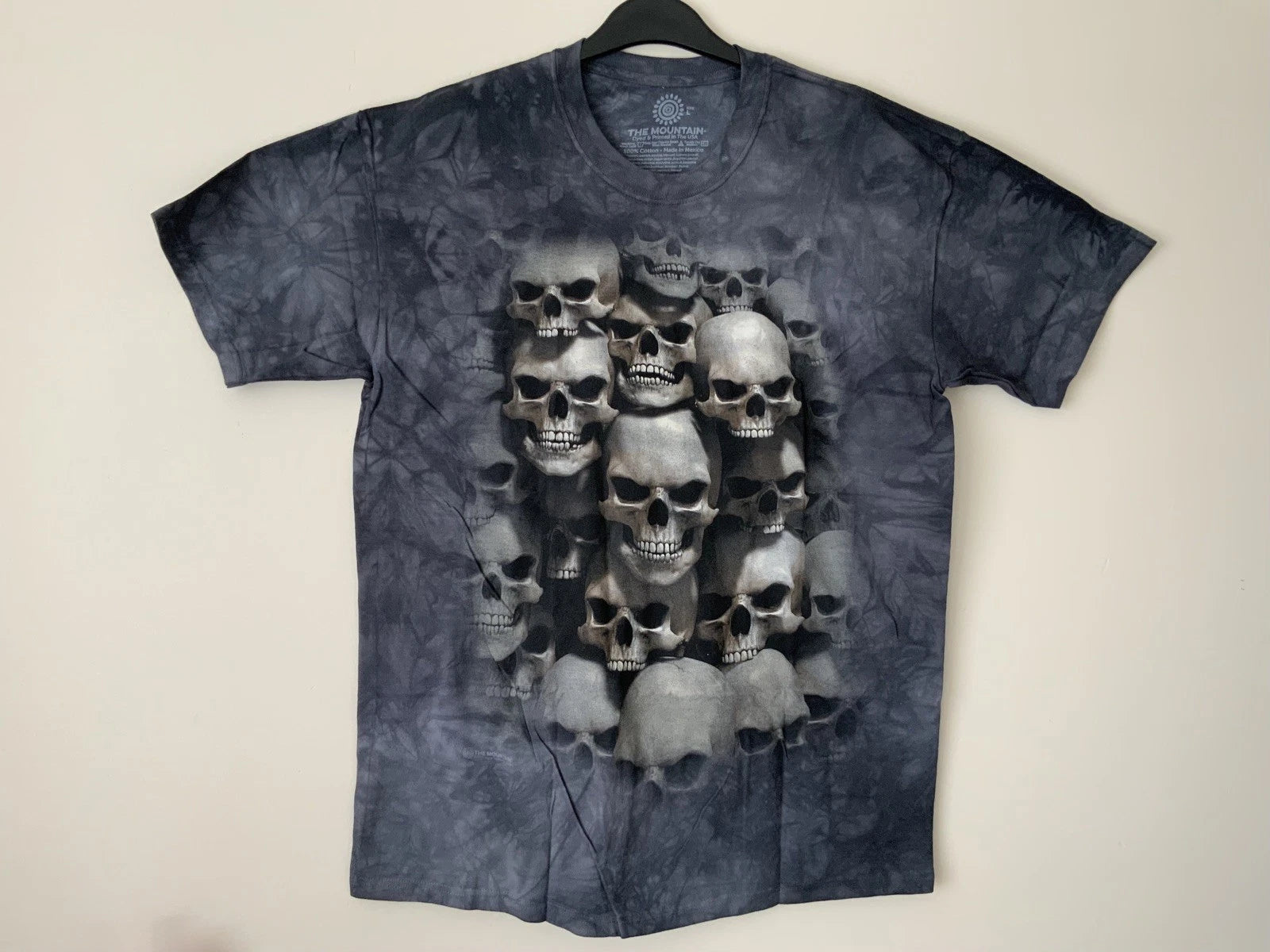 The Mountain Skull Crypt Adult, Unisex, Gothic T Shirt - Halloween - Brand New