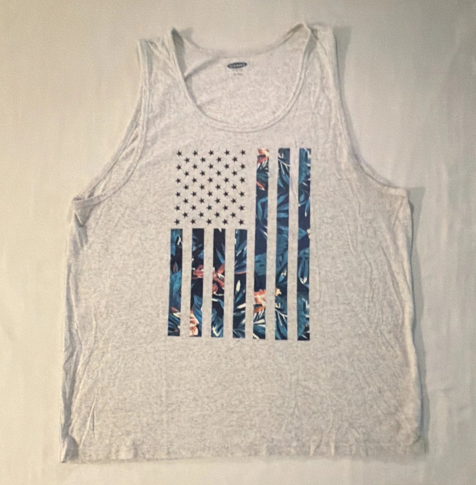 Old Navy Soft-Washed Men’s L Gray USA Tropical Flag Tank NWOT