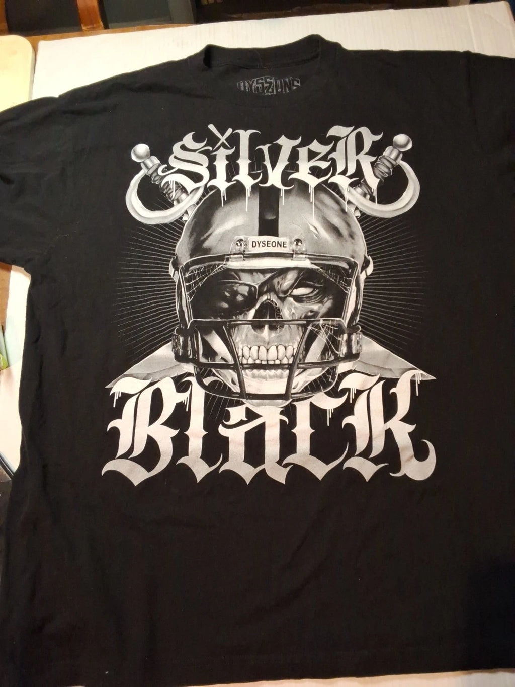 Dyseone T Shirt Black Size 2XL ' Silver & Black