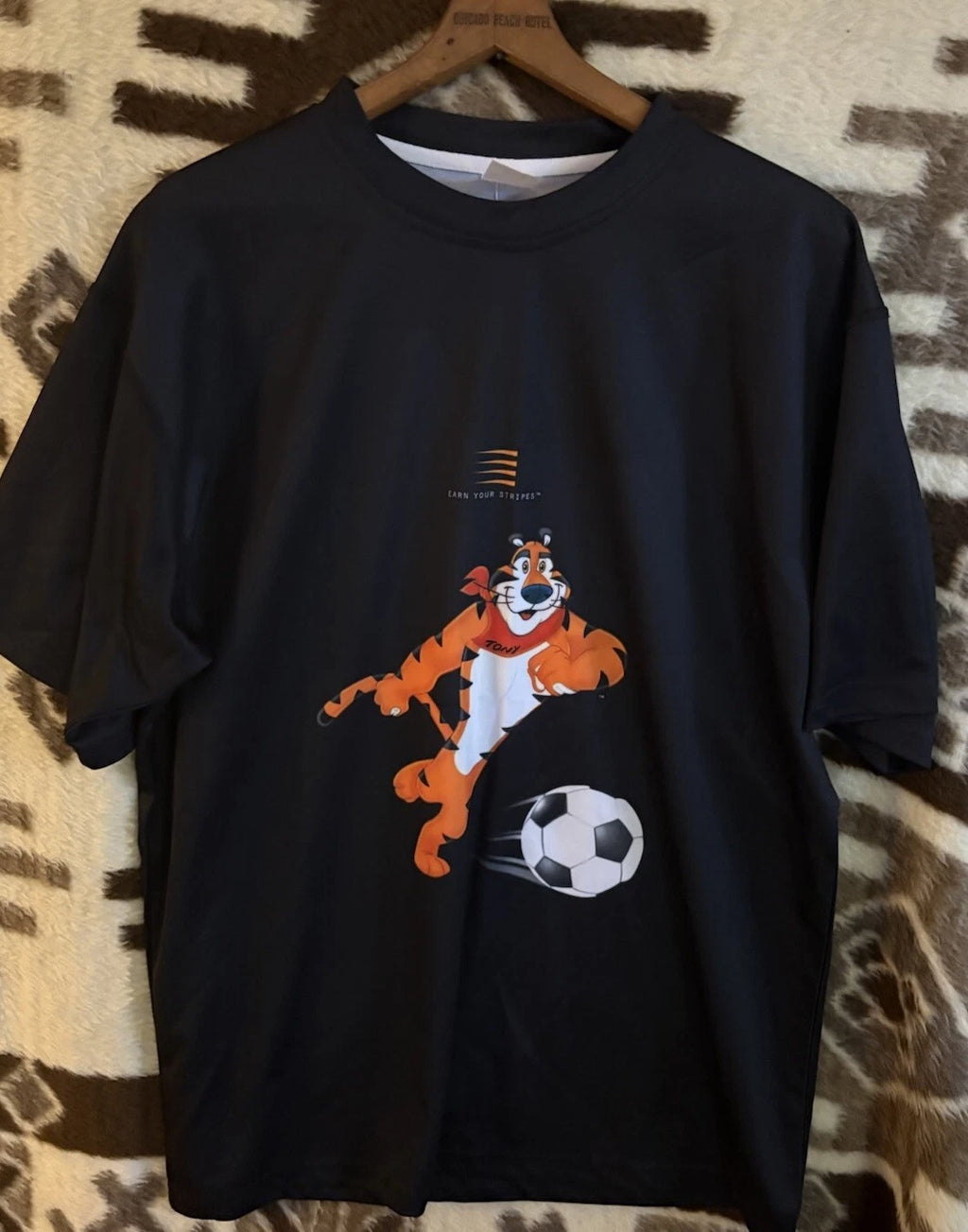2008 Tony the Tiger Earn Your Stripes Soccer Style Jersey Shirt, Size XL