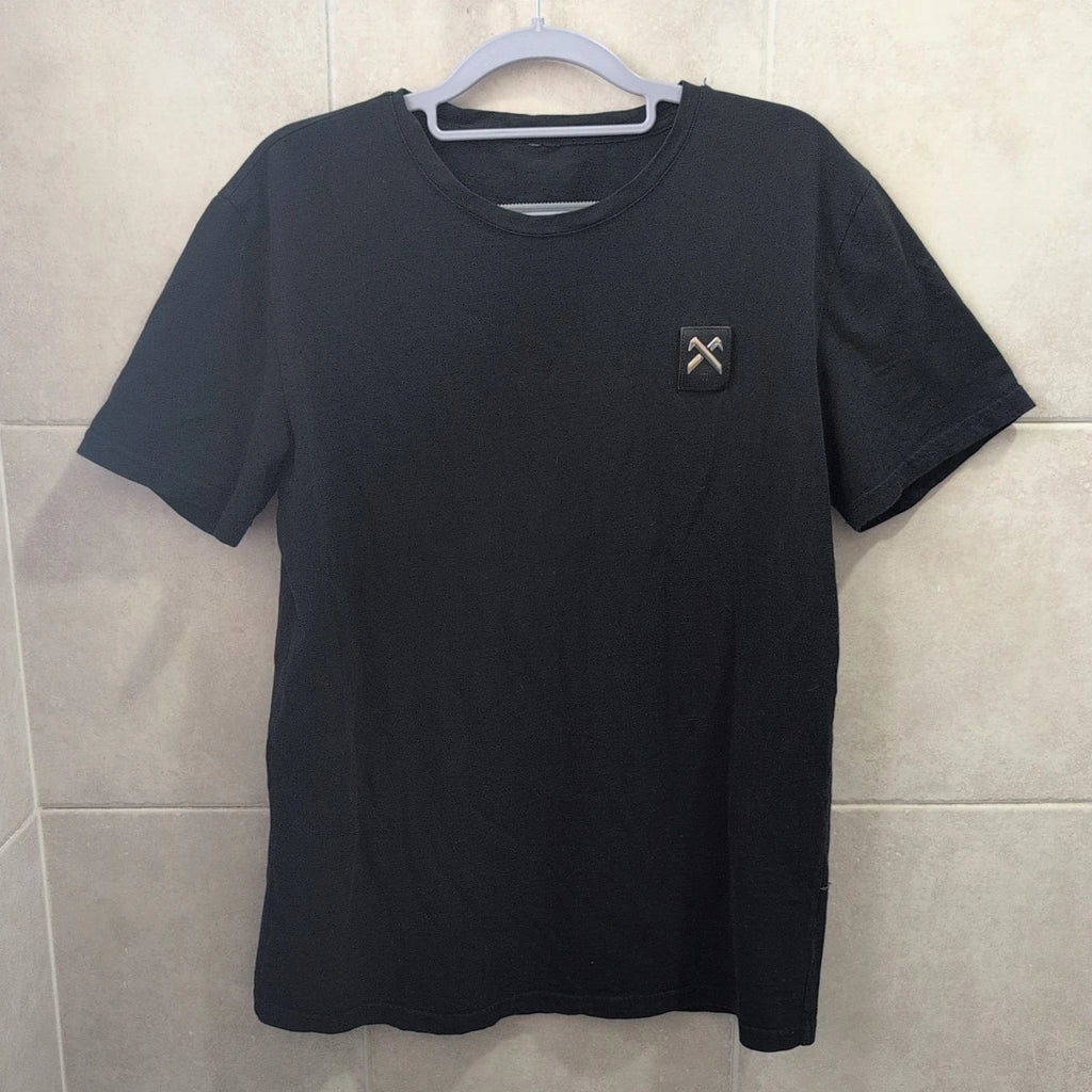 11 by Boris Bidjan Saberi Black T-Shirt Size L Metal Logo Patch Tech Streetwear