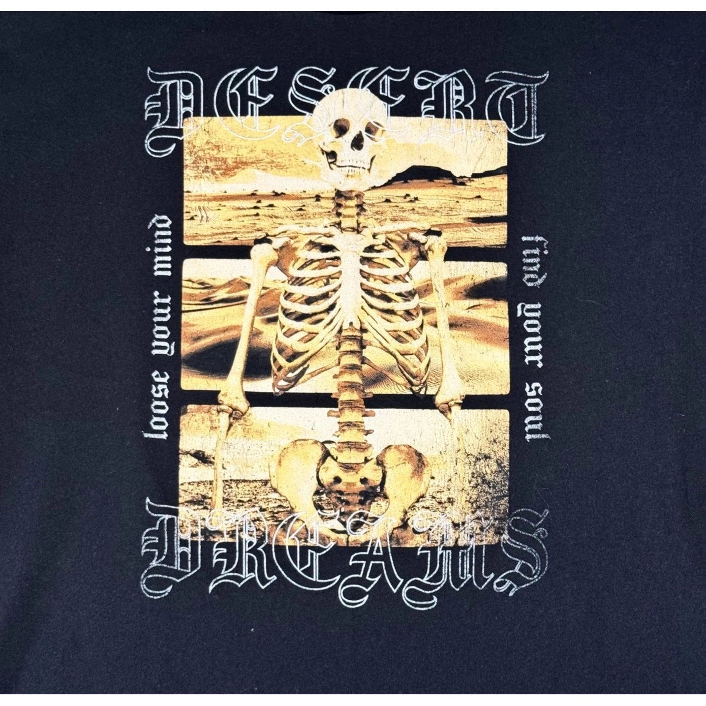 Desert Dreams Skeleton Graphic T Shirt Black Gothic Metalcore Style Tee Size L