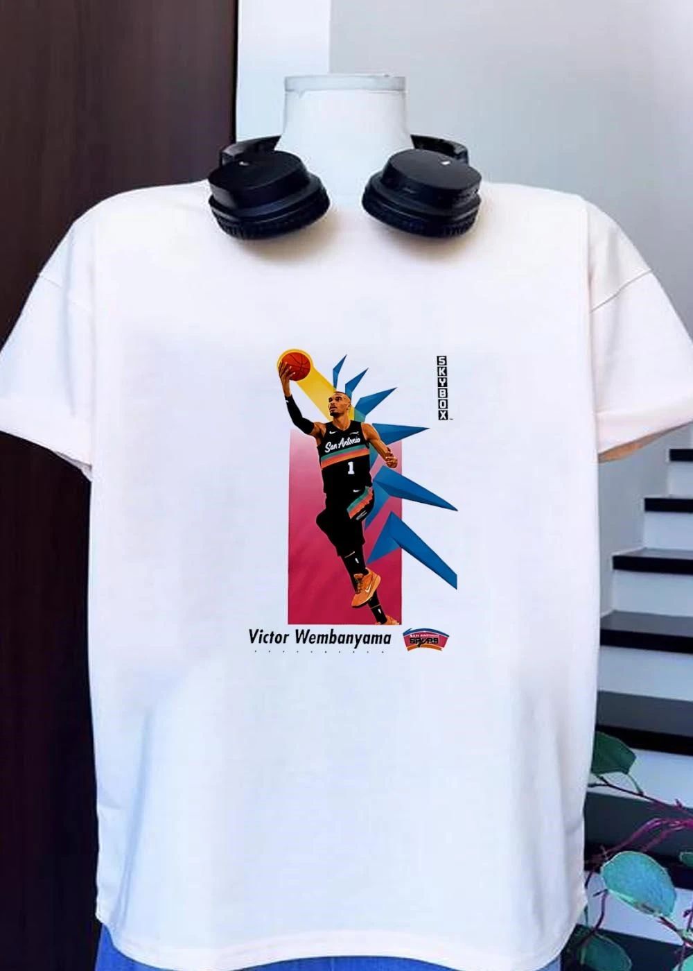SKYBOX Victor Wembanyama San Antonio Spurs T-Shirt