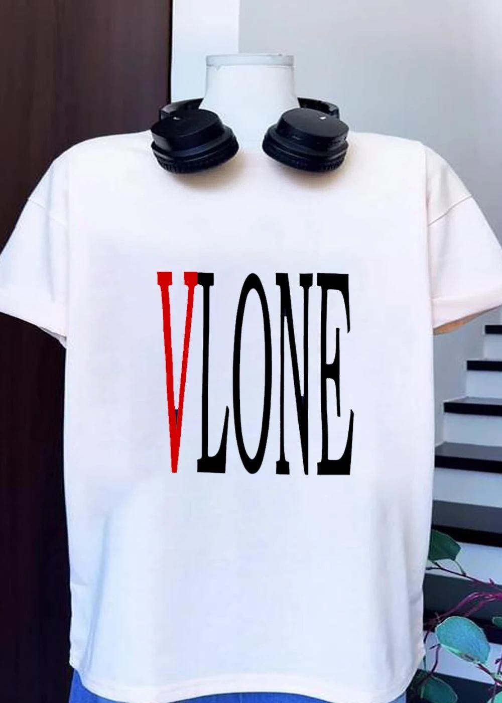 Vlone Apparel Streetwear Logo T-Shirt