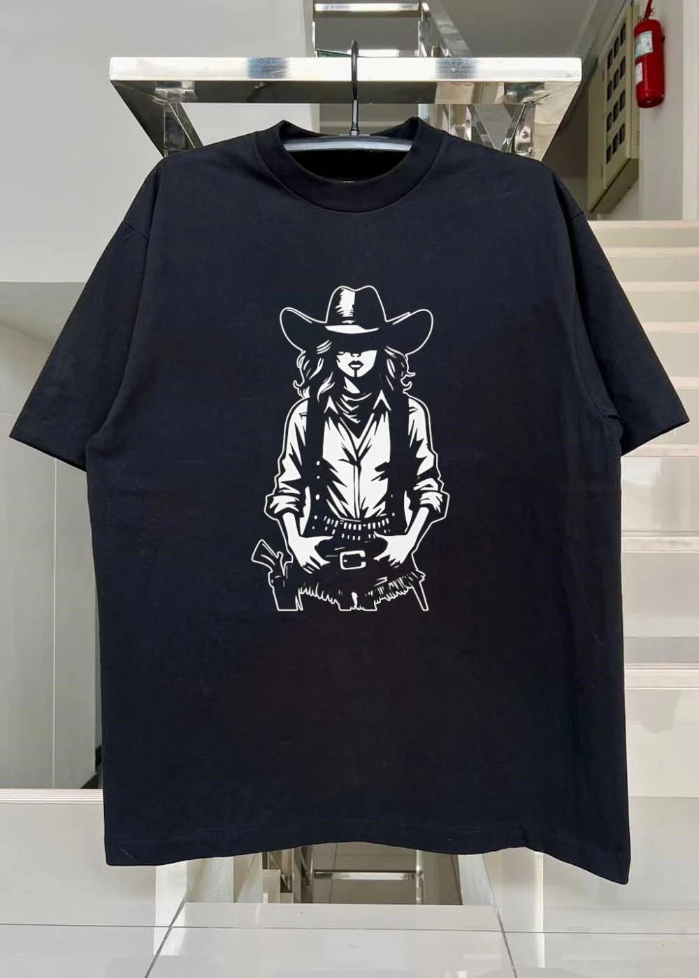 Cowgirl Western Style Outlaw Gunfighter Silhouette T-Shirt