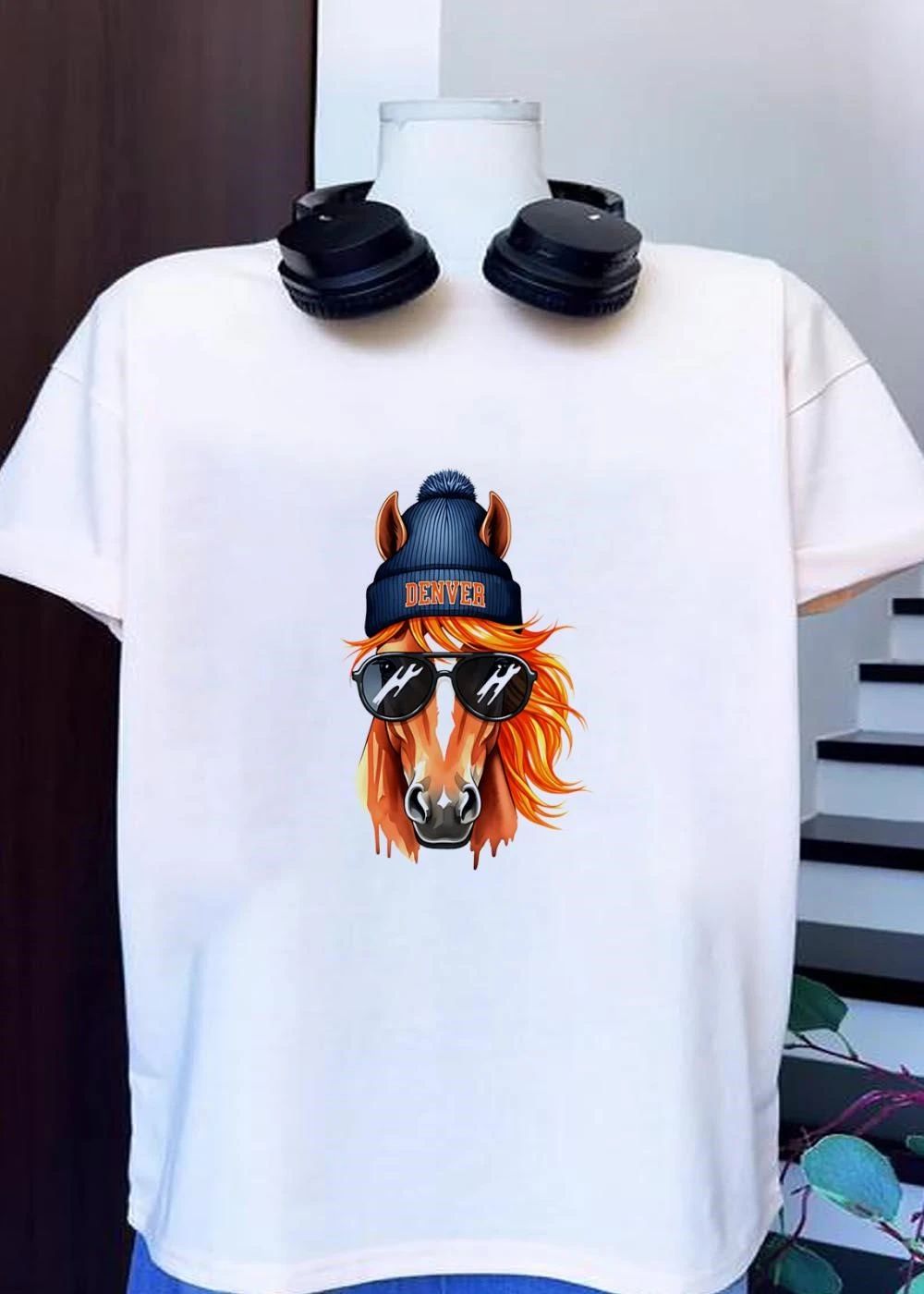 Cool Horse Wear Denver Beanie Sunglasses T-Shirt