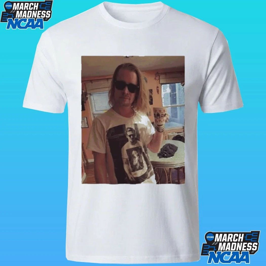Ryan Gosling Wears Of Macaulay Culkin Wearing Ryan Gosling Shirt