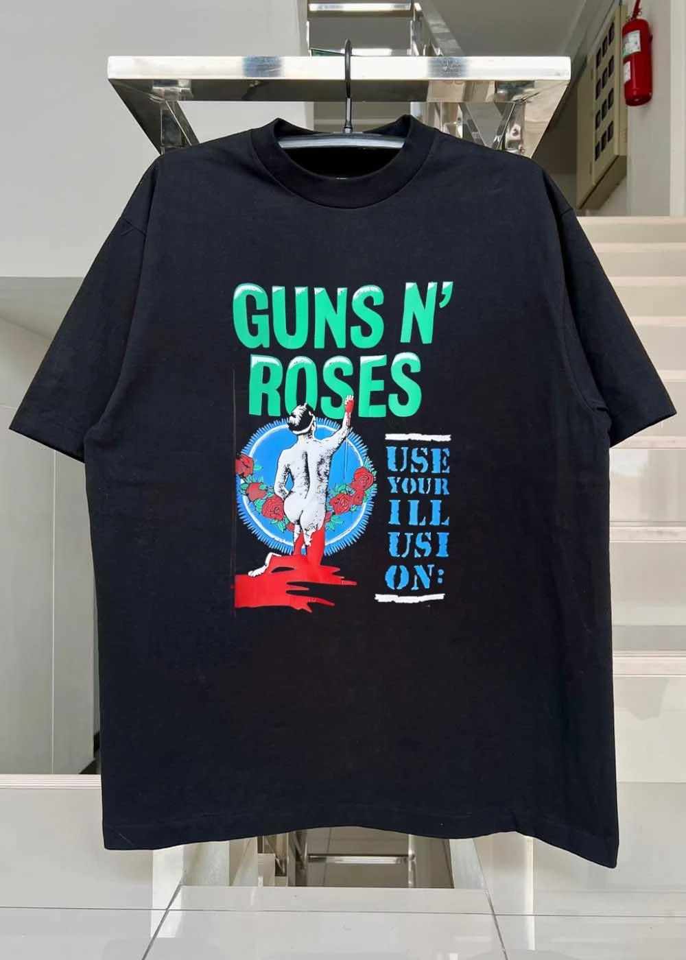 Use your Illusion album artwork nude figure Guns N Roses Guns N Roses Use your Illusion on shirt