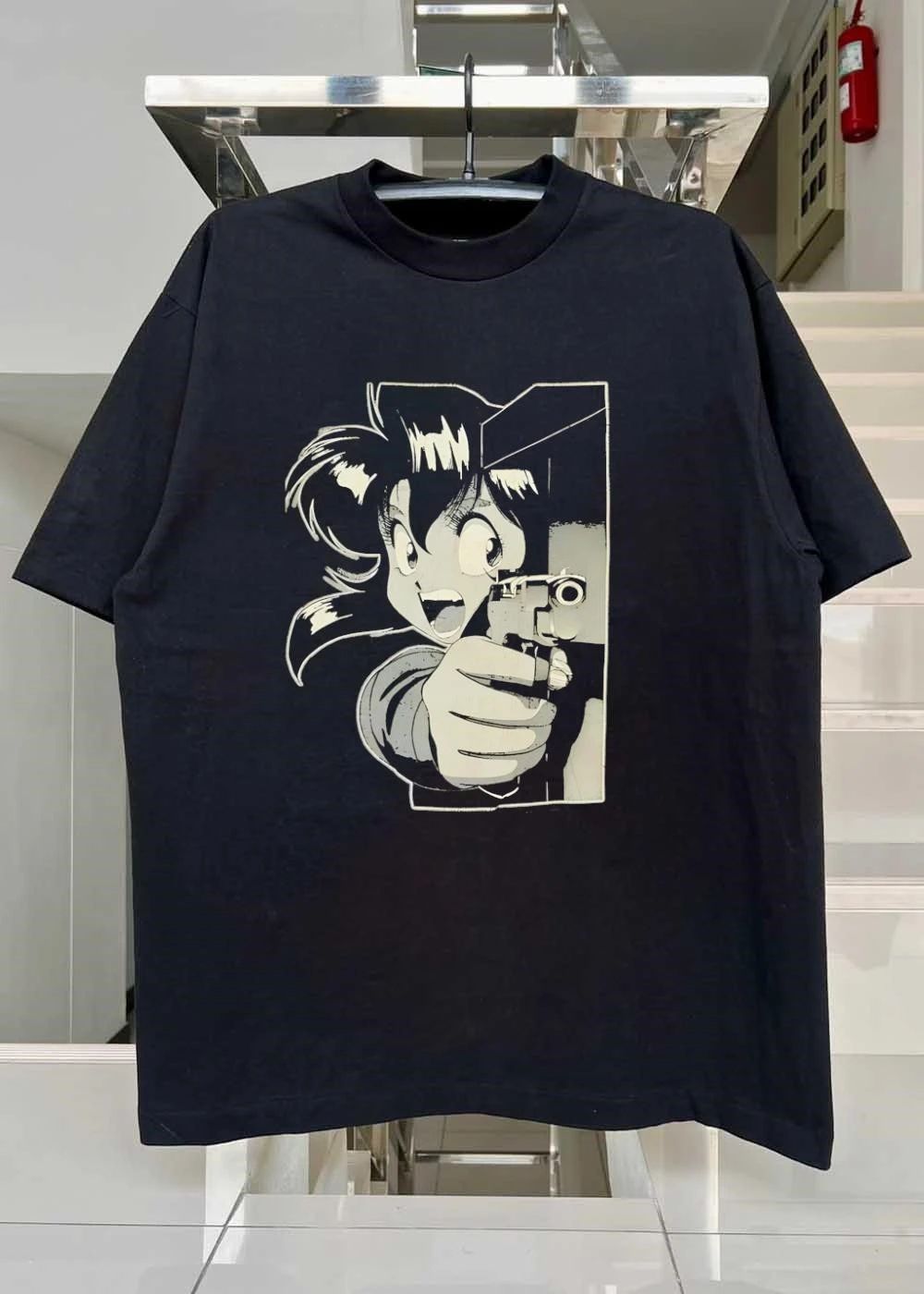 Anime Girl Pointing Gun Gunsmith Cats T-Shirt