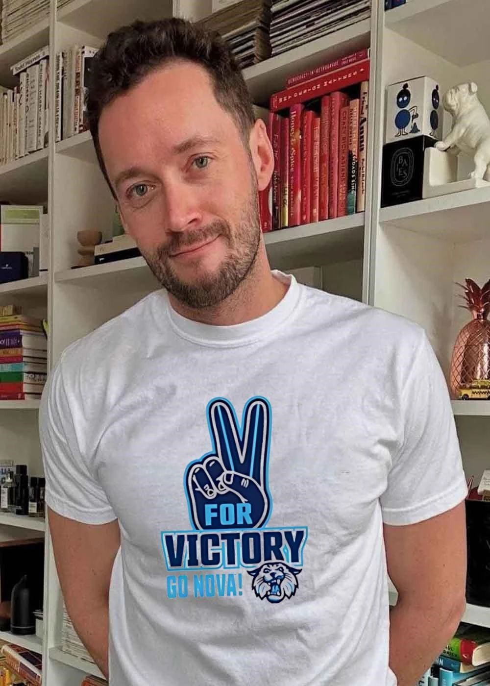 Hand for victory go Nova wildcat shirt