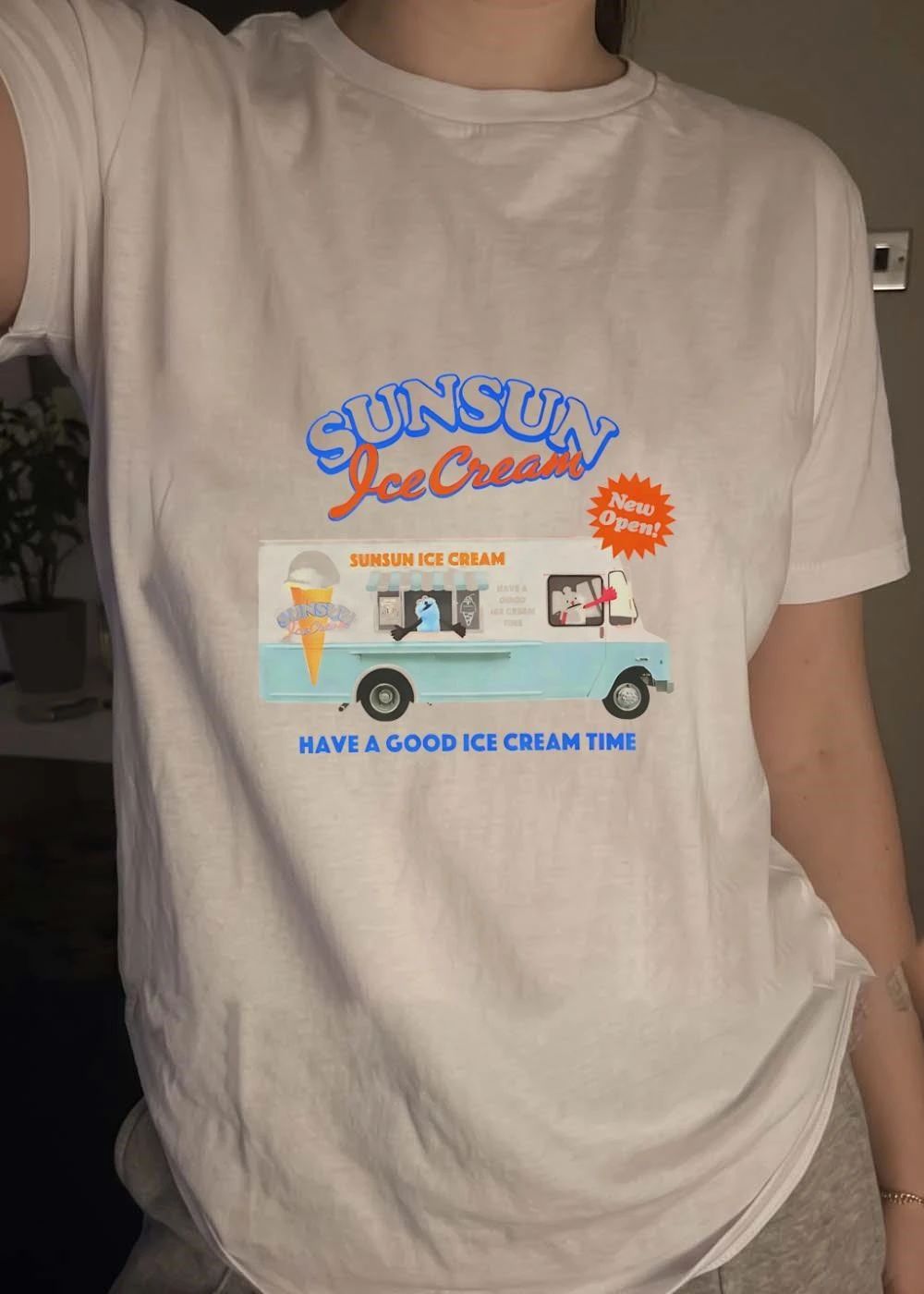 New Open! SunSun Ice Cream Have a Good Time Graphic T-Shirt