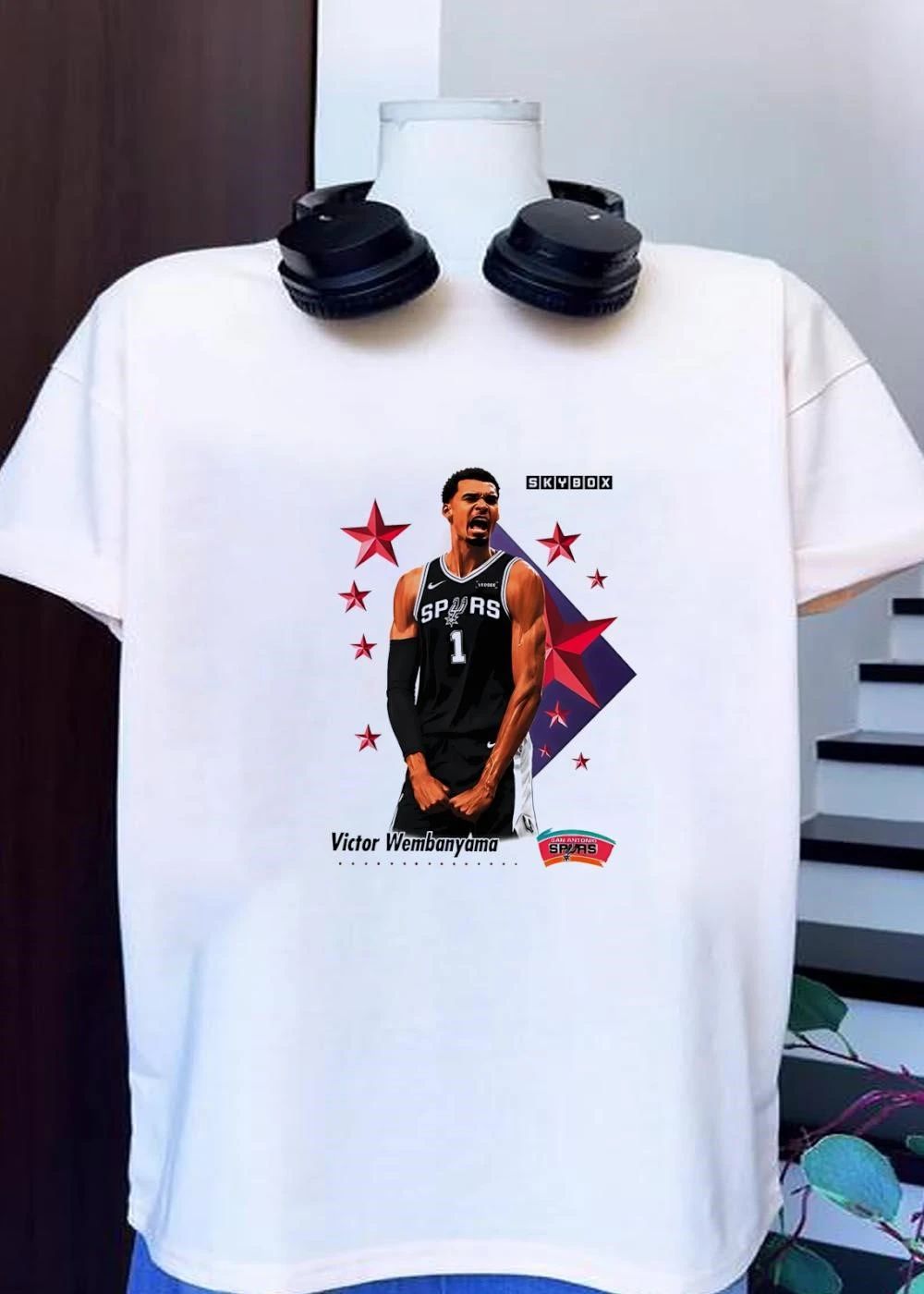 Skybox Victor Wembanyama San Antonio Spurs Basketball Trading Card T-Shirt