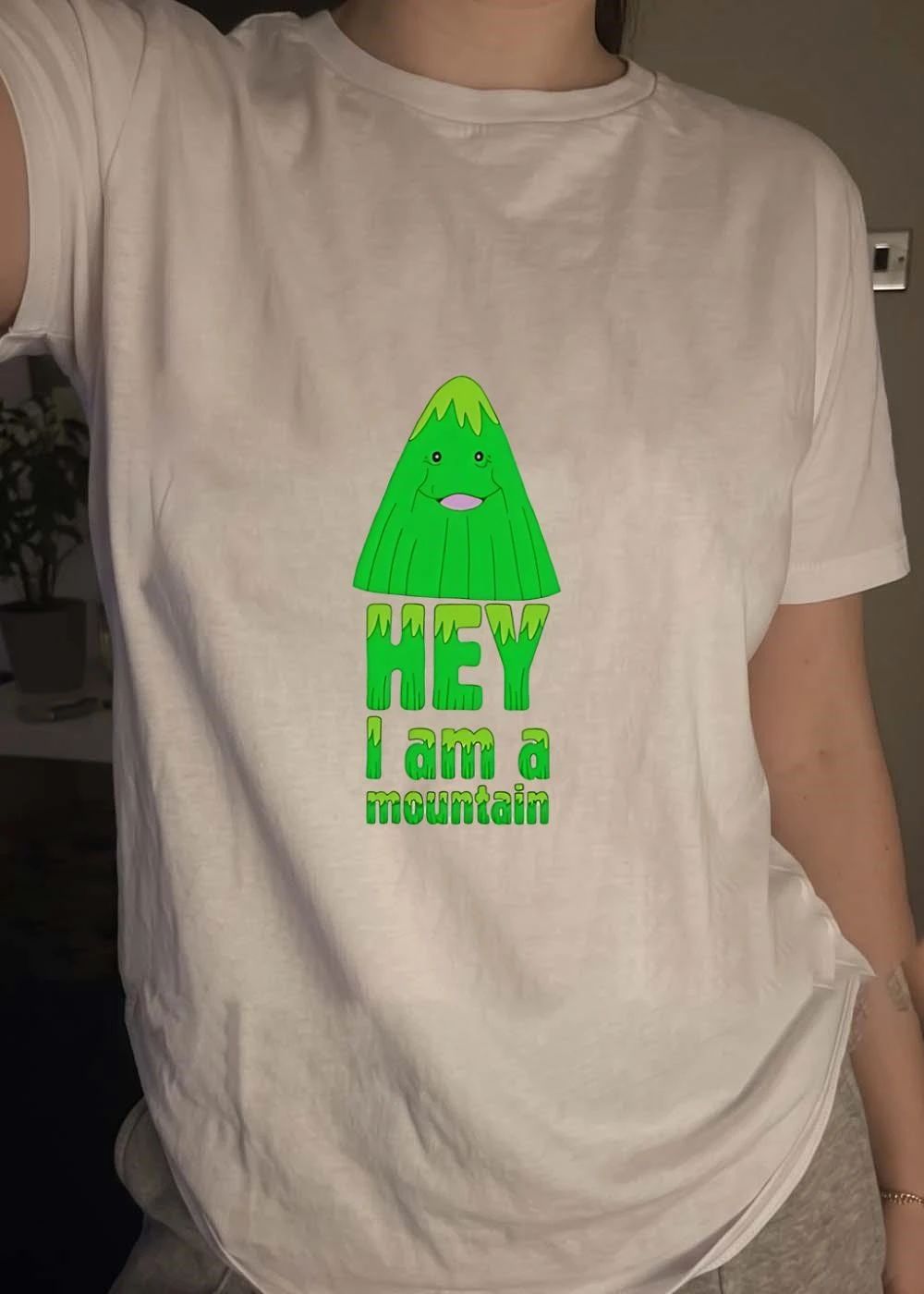 Hey I am a mountain shirt