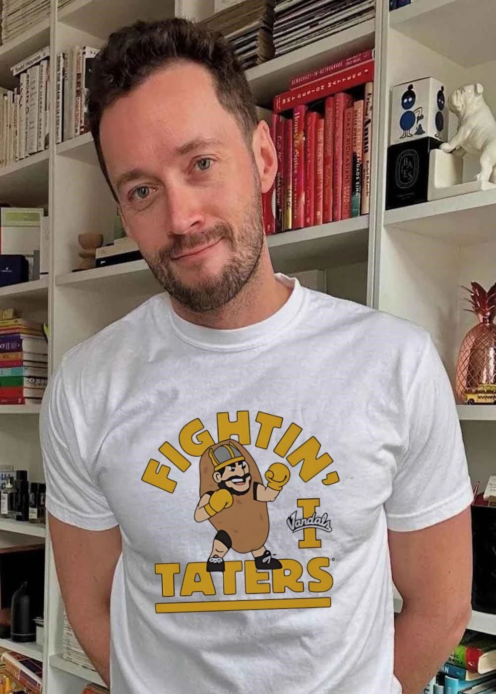 Vandals Apparel ‘ Fightin’ Taters Boxing Mascot Vandals T-Shirt