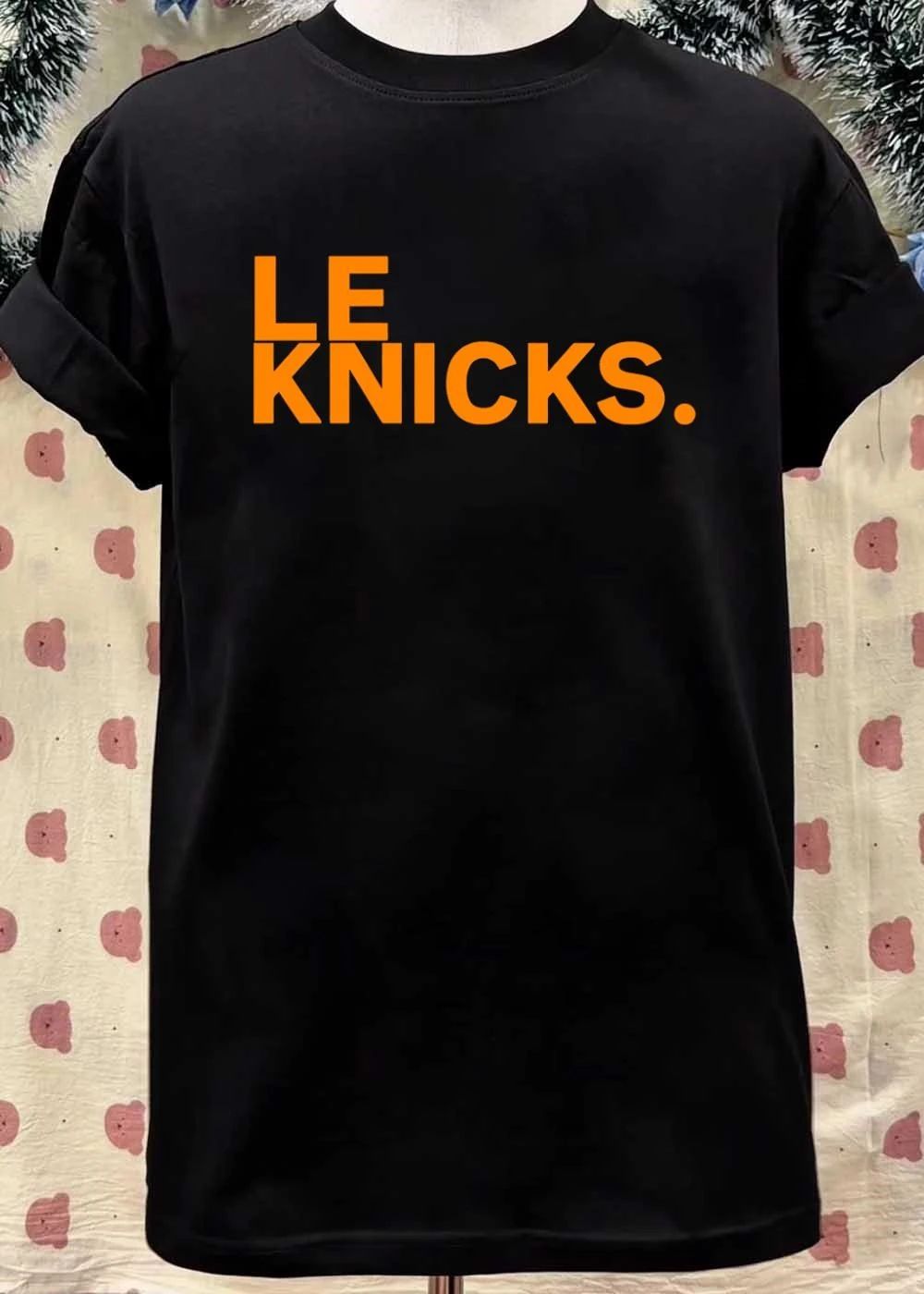 Le Knicks Iconic Basketball Team T-Shirt