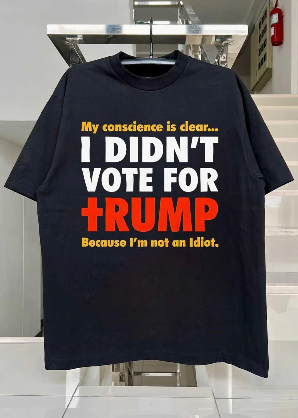 I Didn’t Vote For Trump Not An Idiot Shirt