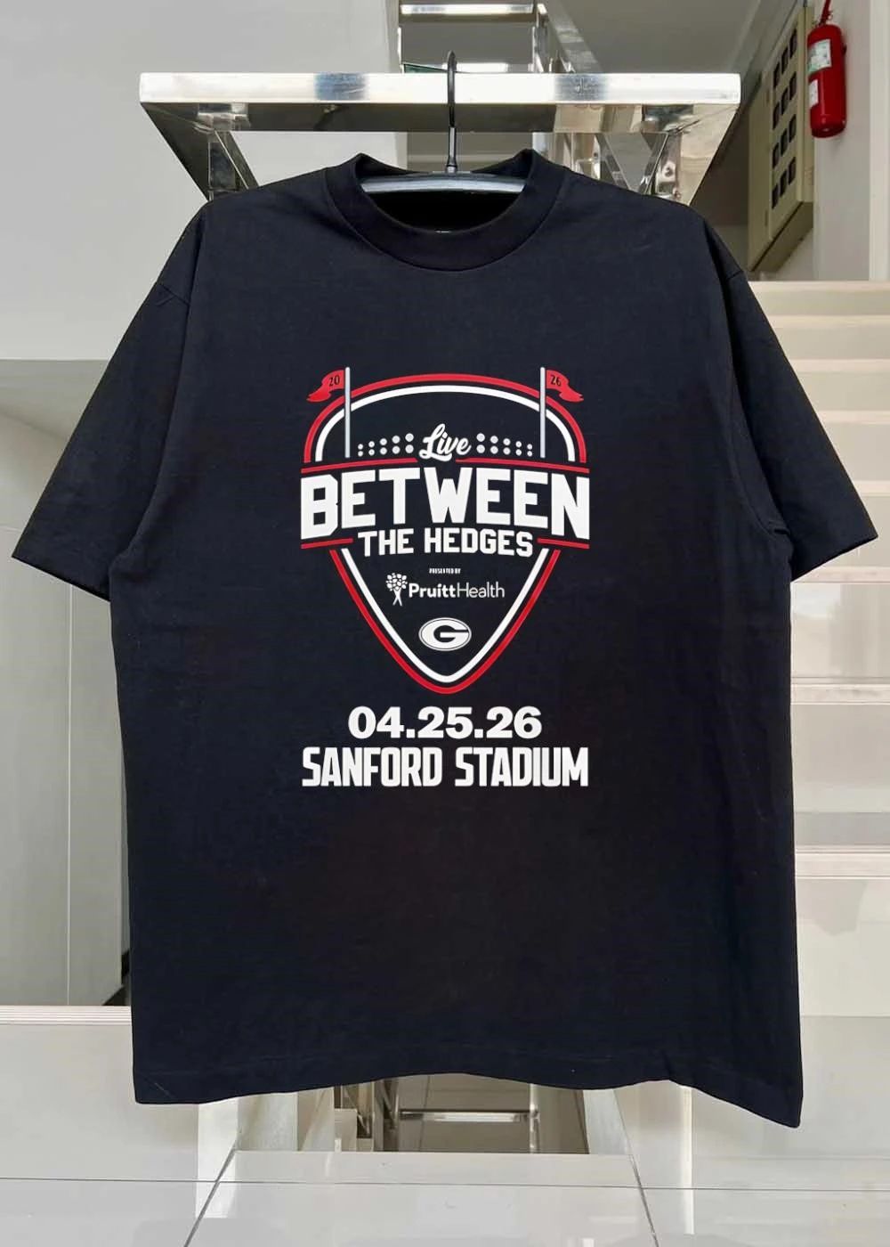 Live Between The Hedges Georgia G Sanford Stadium 04.25.26 shirt