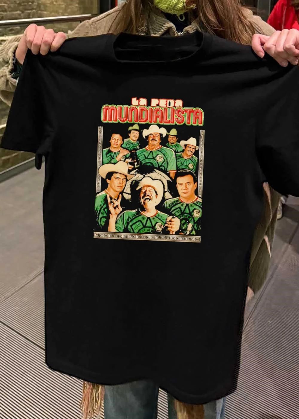 La Peda Mundialista Group Drinking Football Fan T-Shirt