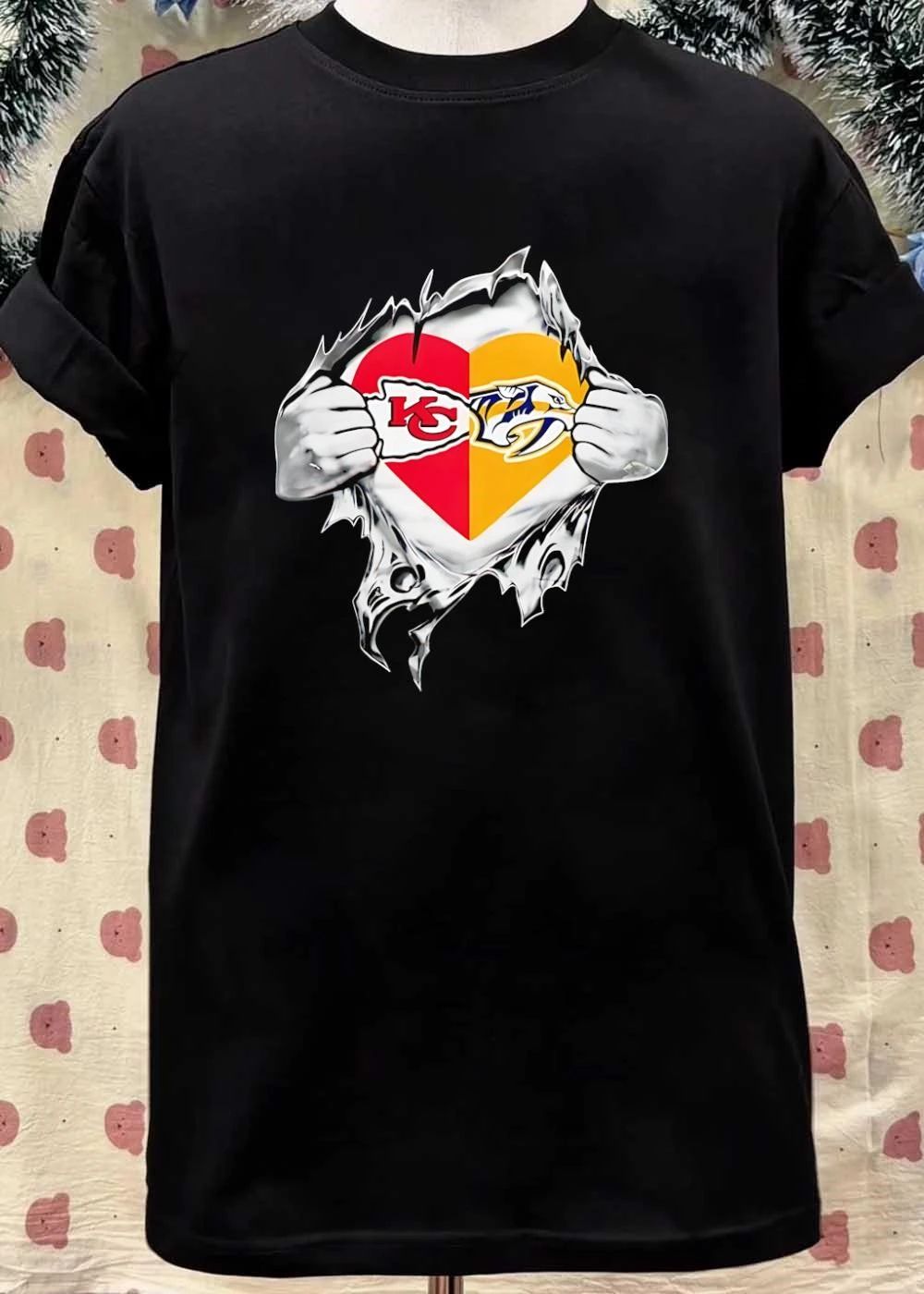 Heart Ripping Open Kansas City Chiefs Nashville Predators Shirt